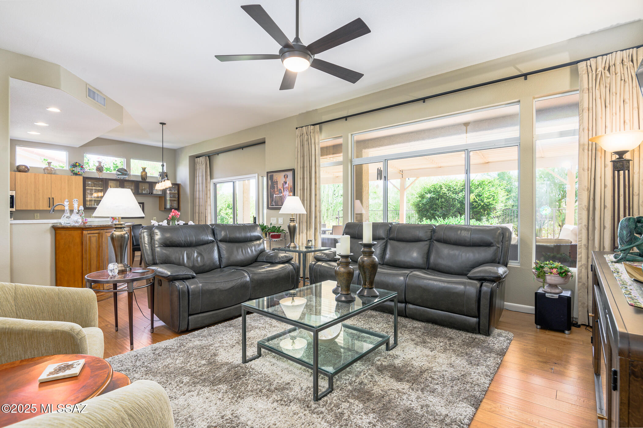 Oro Valley, Arizona, 85755, United States, 2 Bedrooms Bedrooms, ,2 BathroomsBathrooms,Residential,For Sale,1947298