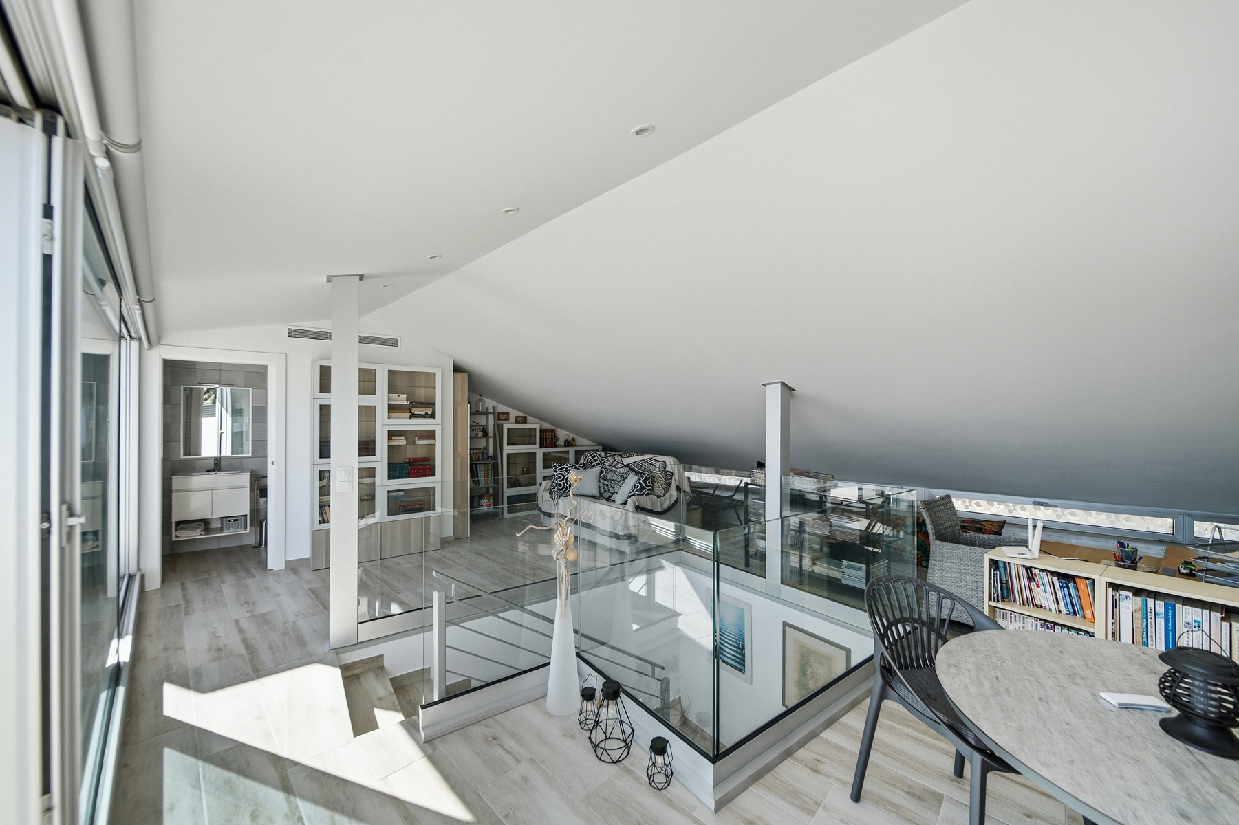  Contemporary penthouse duplex with terrace and partial sea view in Roses - 物件實景