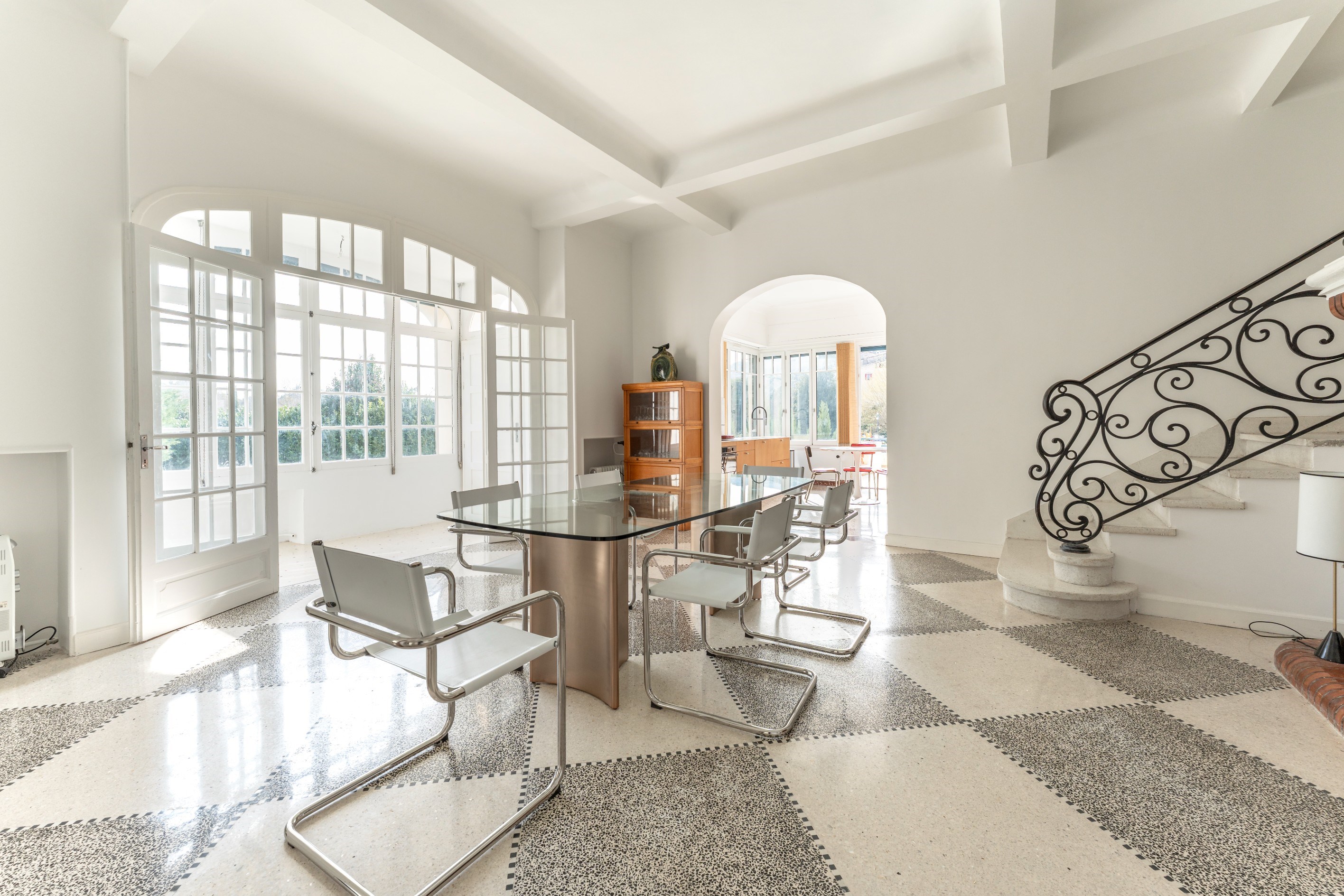  Art Deco Waterfront Masterpiece: A Rare 1930s Gem in Sauve, Gard - 物件實景