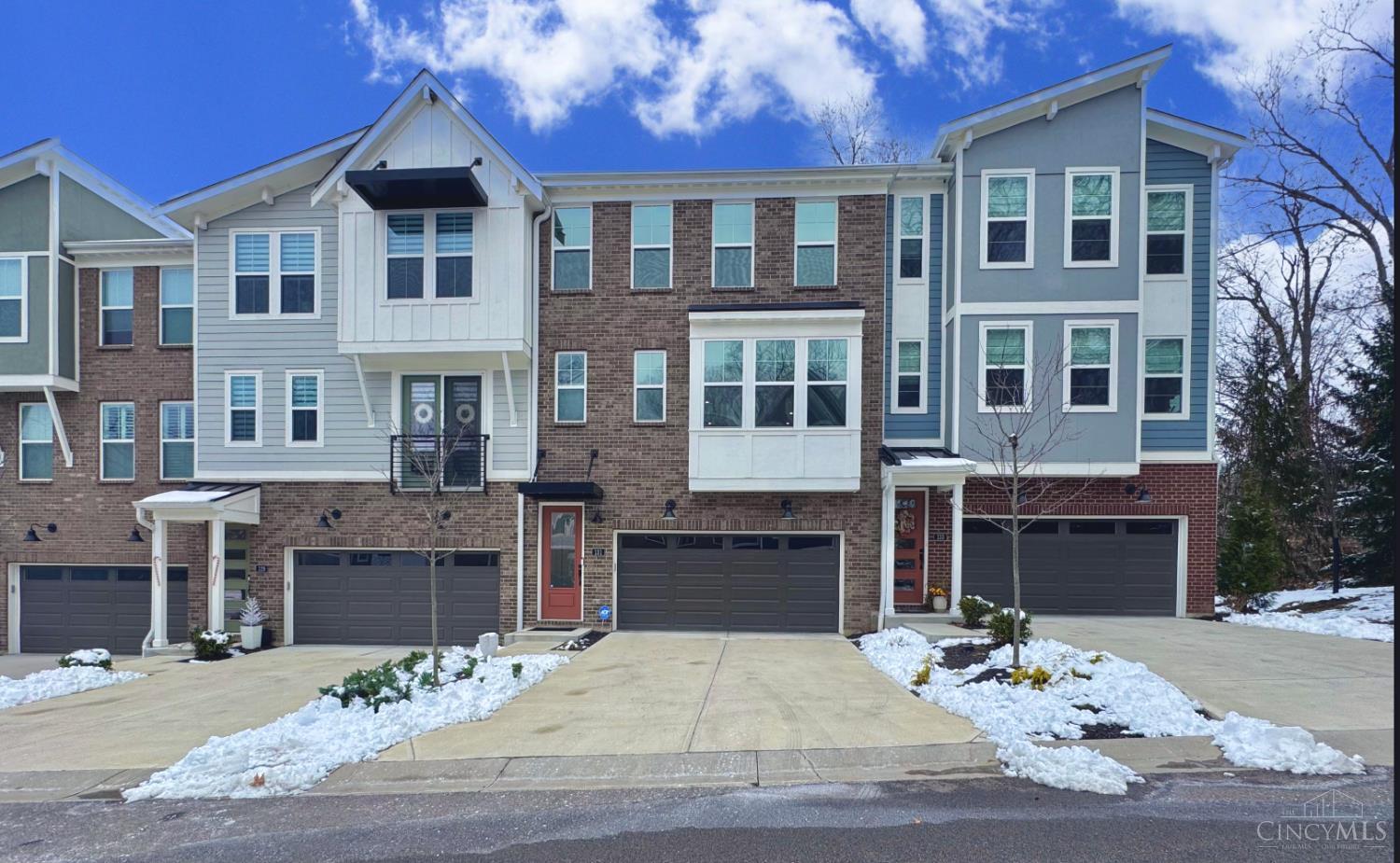 Loveland, Ohio, 45140, United States, 3 Bedrooms Bedrooms, ,3 BathroomsBathrooms,Residential,For Sale,2003068