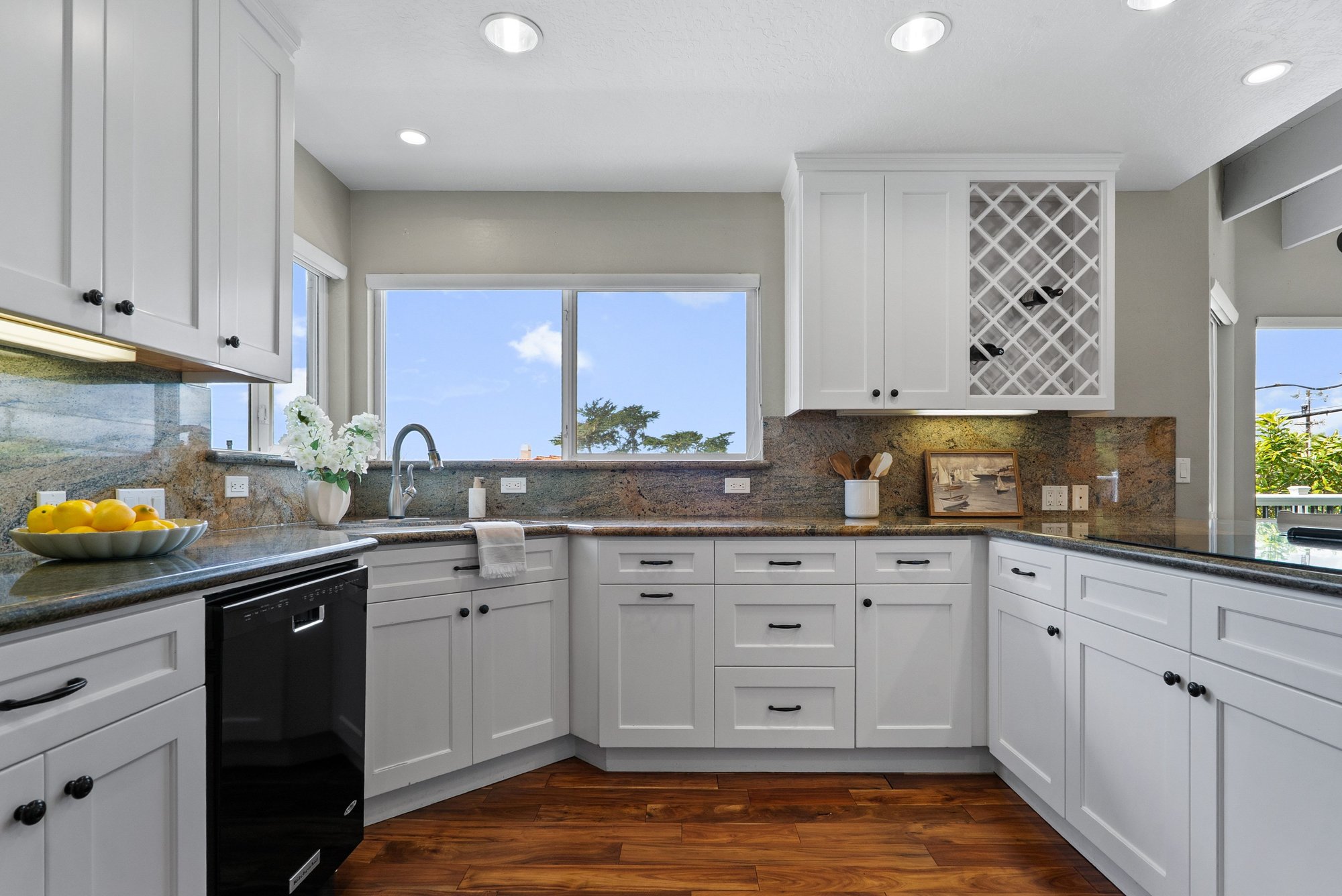  523 Middlefield Drive - 物件實景