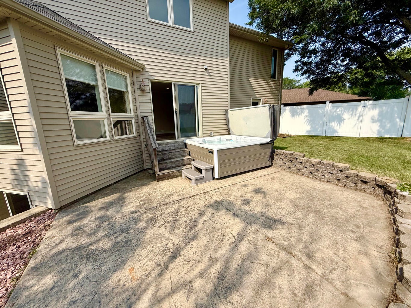 Brookings, South Dakota, 57006, United States, 6 Bedrooms Bedrooms, ,4 BathroomsBathrooms,Residential,For Sale,1909247
