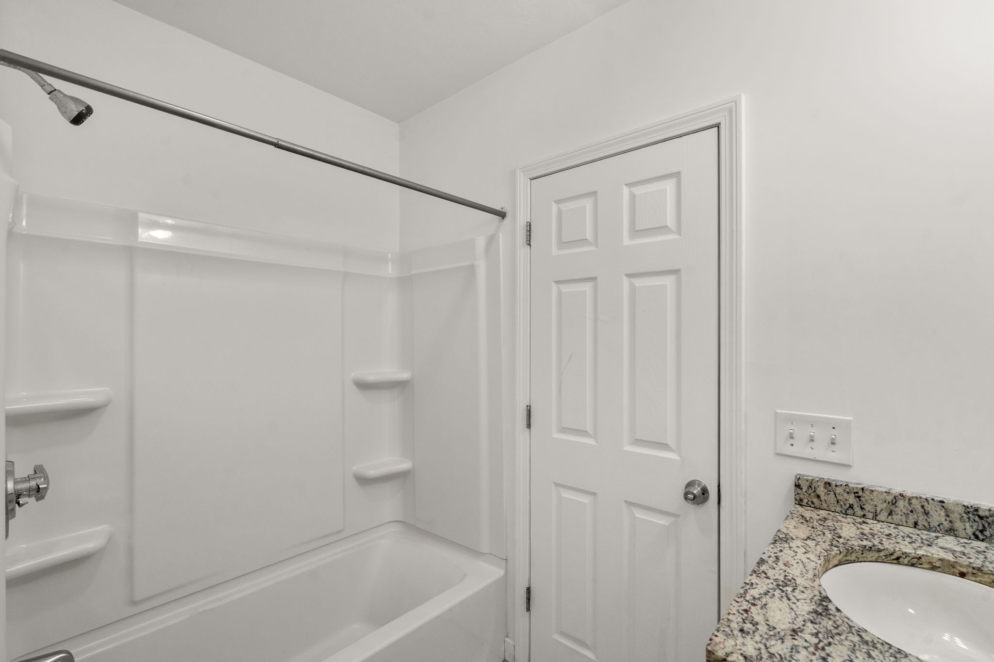  145-147 Canterbury Street, Worcester, MA, 01603 - 物件實景