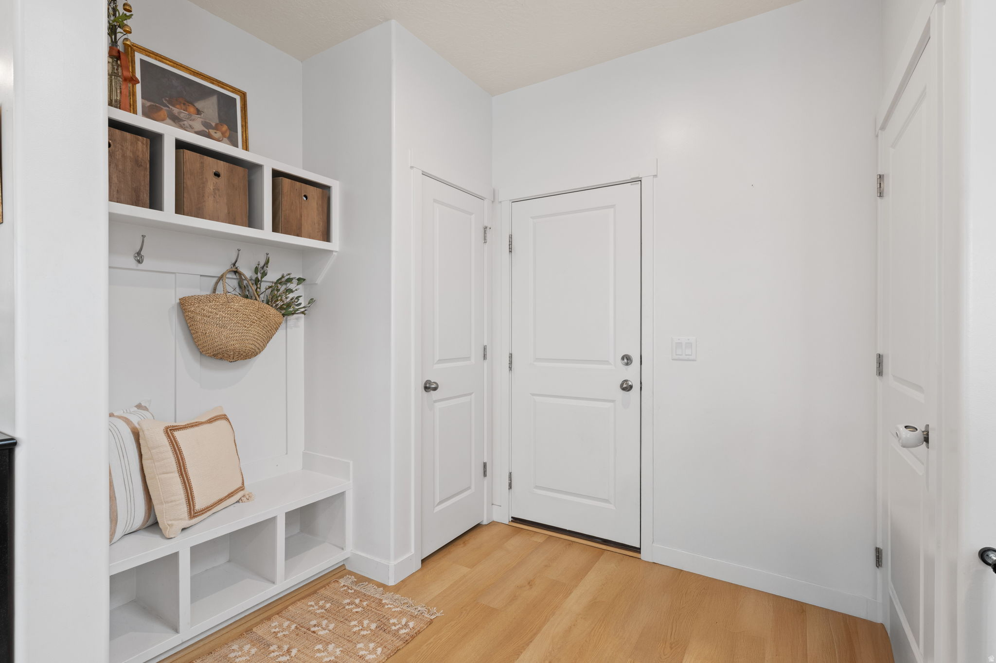 West Jordan, Utah, 84081, United States, 4 Bedrooms Bedrooms, ,3 BathroomsBathrooms,Residential,For Sale,2001617