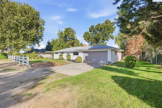 Victoria Ave, Kennewick, WA 99336 #1