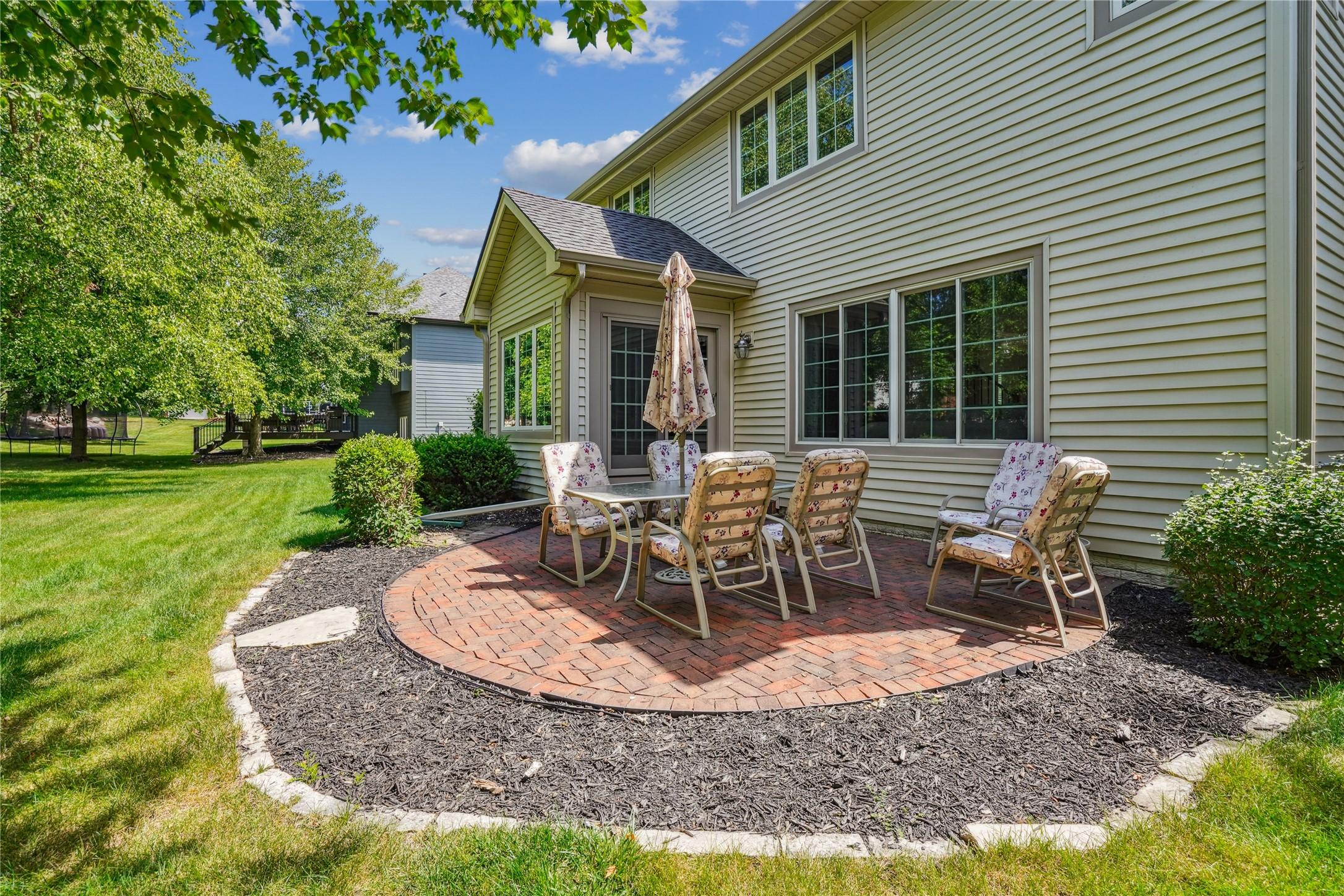 West Des Moines, Iowa, 50265, United States, 4 Bedrooms Bedrooms, ,5 BathroomsBathrooms,Residential,For Sale,1931268