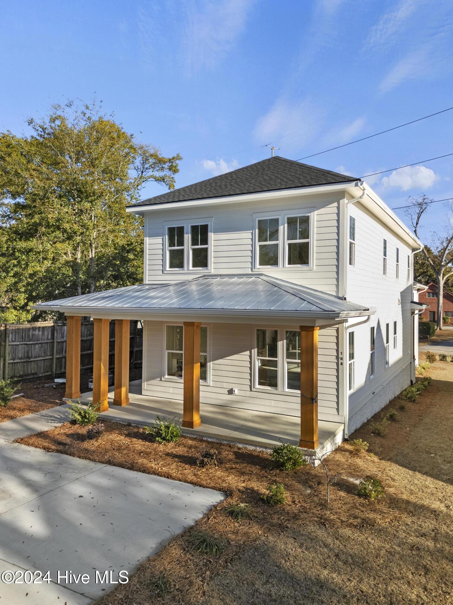 104 Pecan Avenue, Wilmington, North Carolina, 28403, United States, 5 Bedrooms Bedrooms, ,5 BathroomsBathrooms,Residential,For Sale,104 Pecan Avenue,1554082