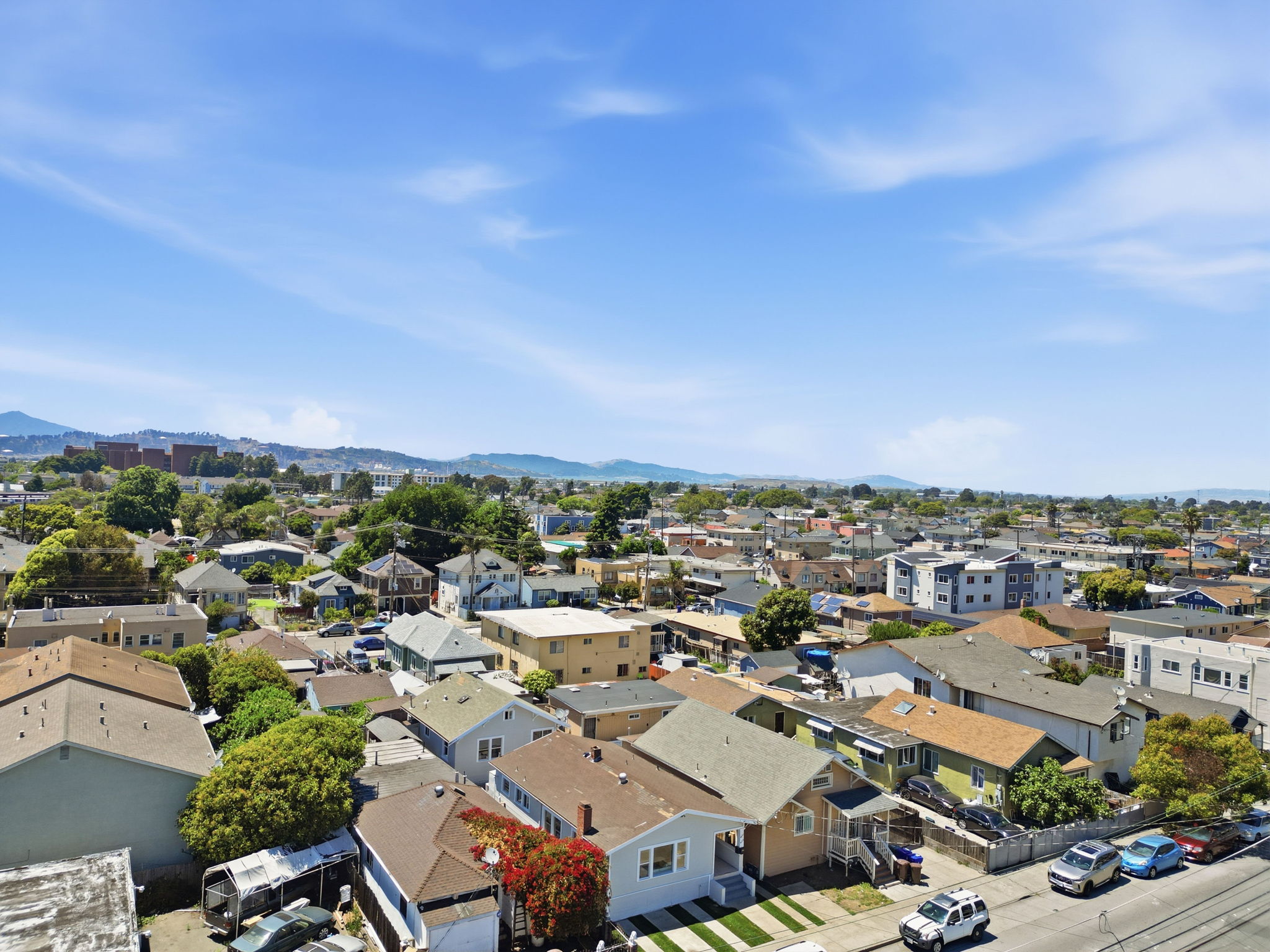  Two Detached Homes on One Lot - 物件實景