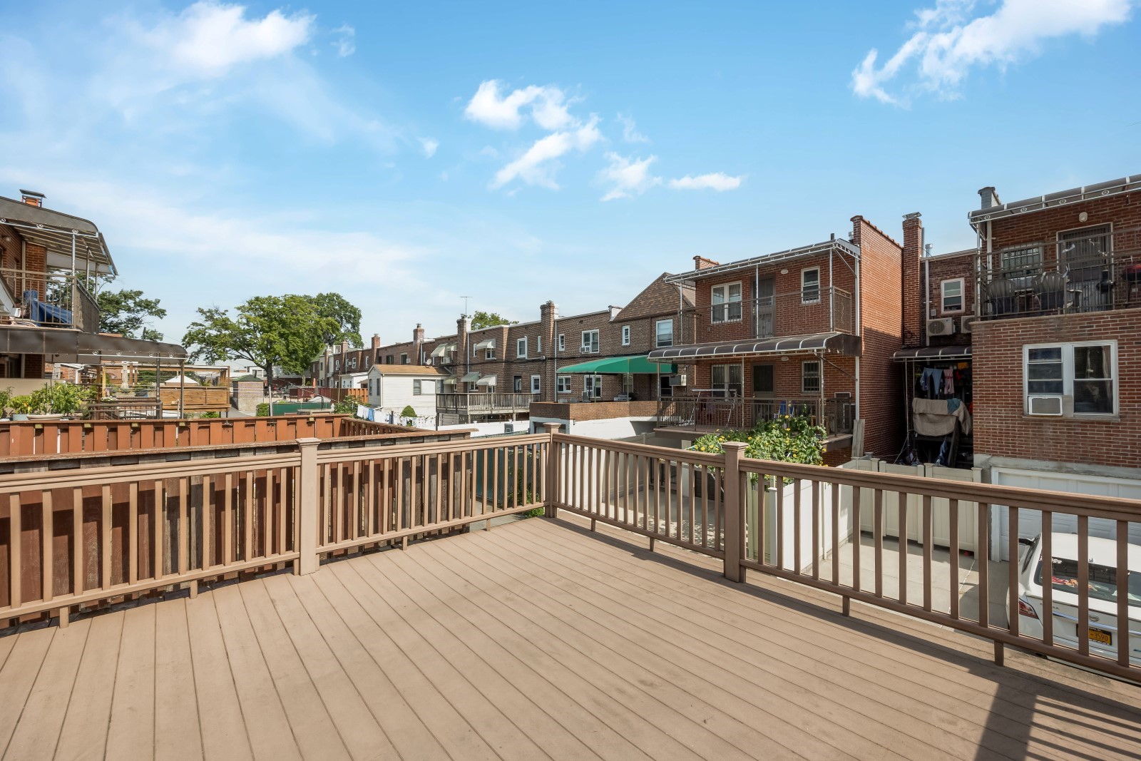 Middle Village, New York, 11379, United States, 2 Bedrooms Bedrooms, ,2 BathroomsBathrooms,Residential,For Sale,1941083