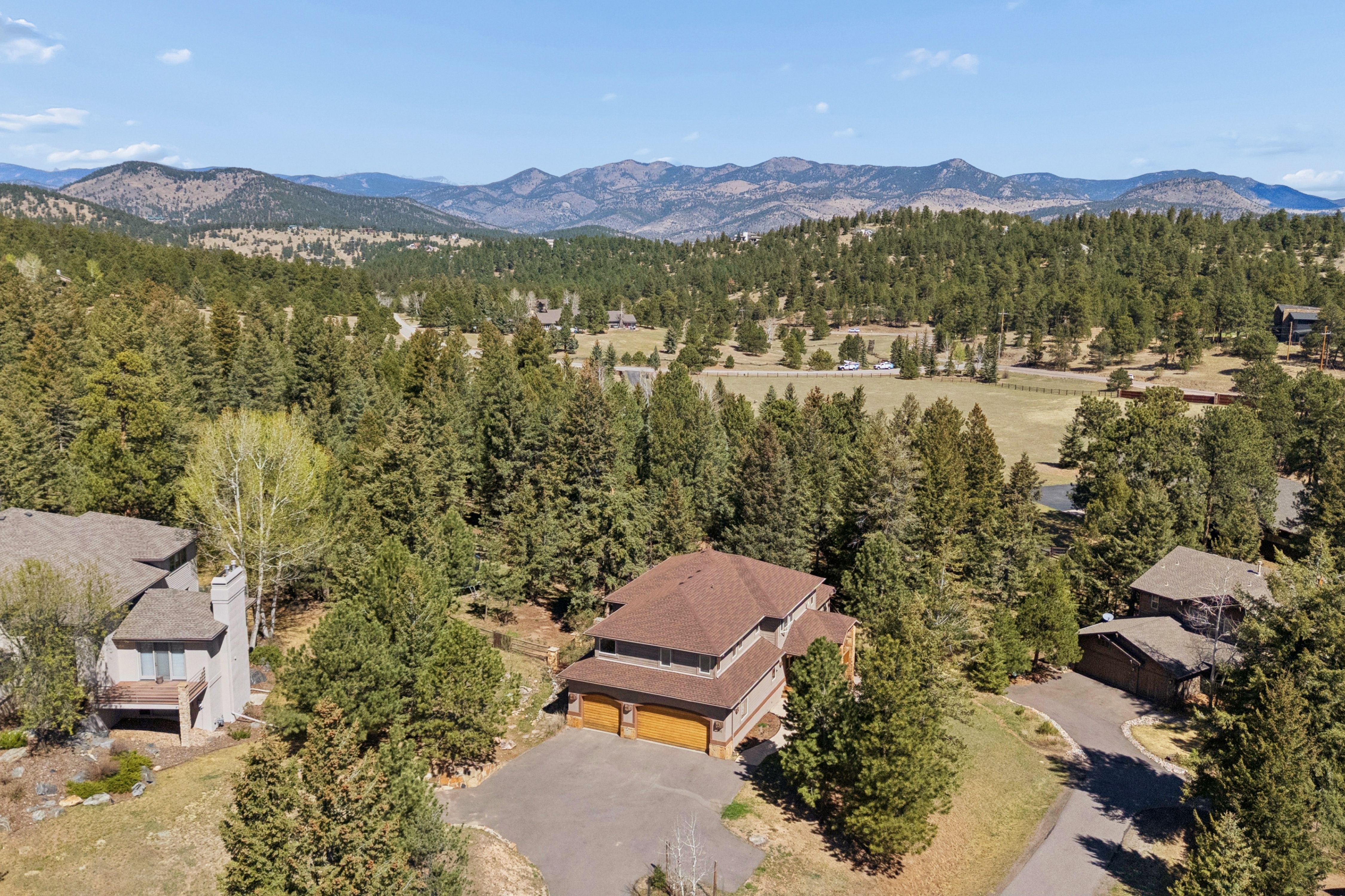  Comfort, Versatility & Evergreen Living - 物件實景