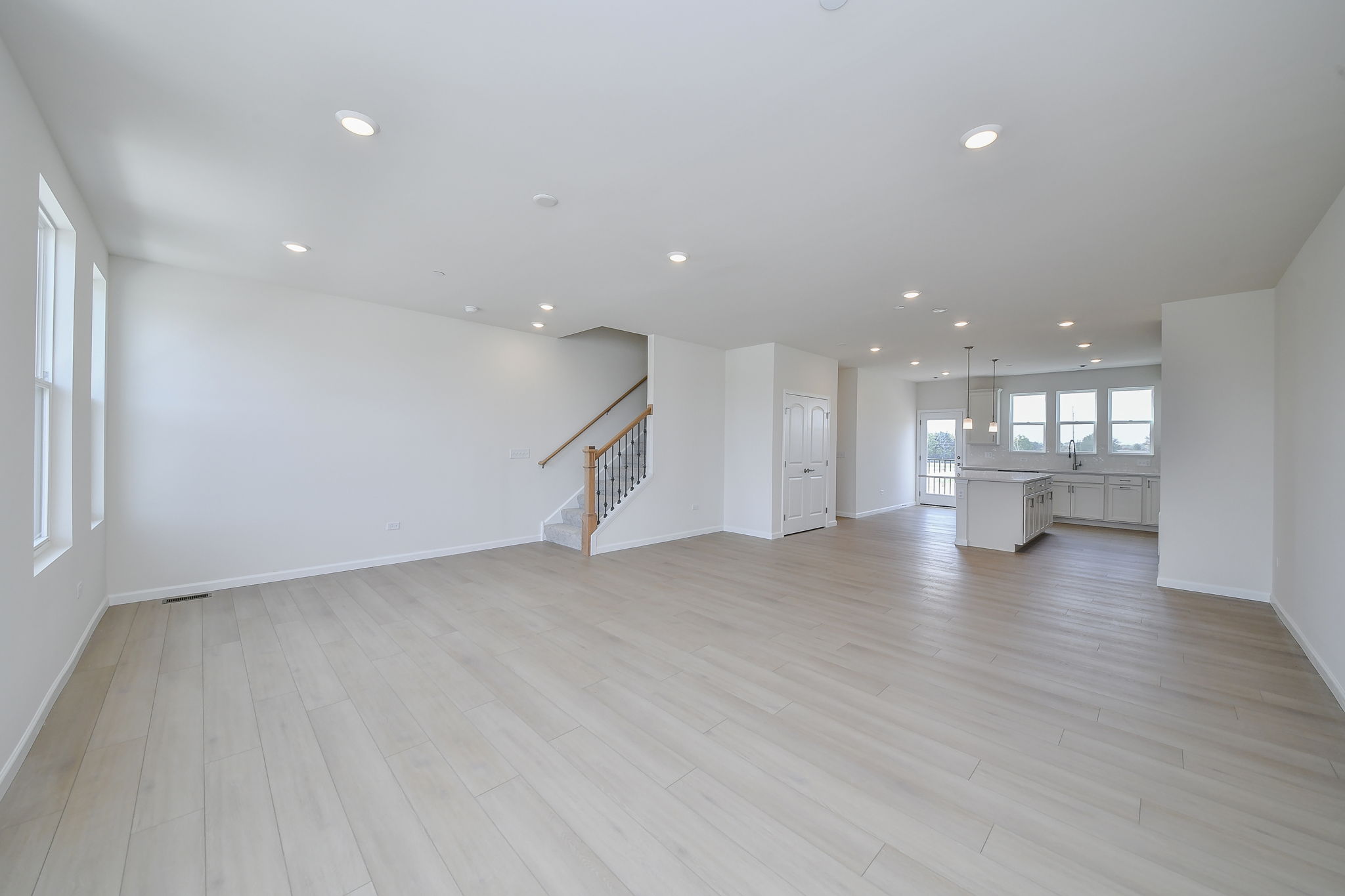  An Enclave of Only 65 New Construction Homes in the Heart of Naperville - 物件實景