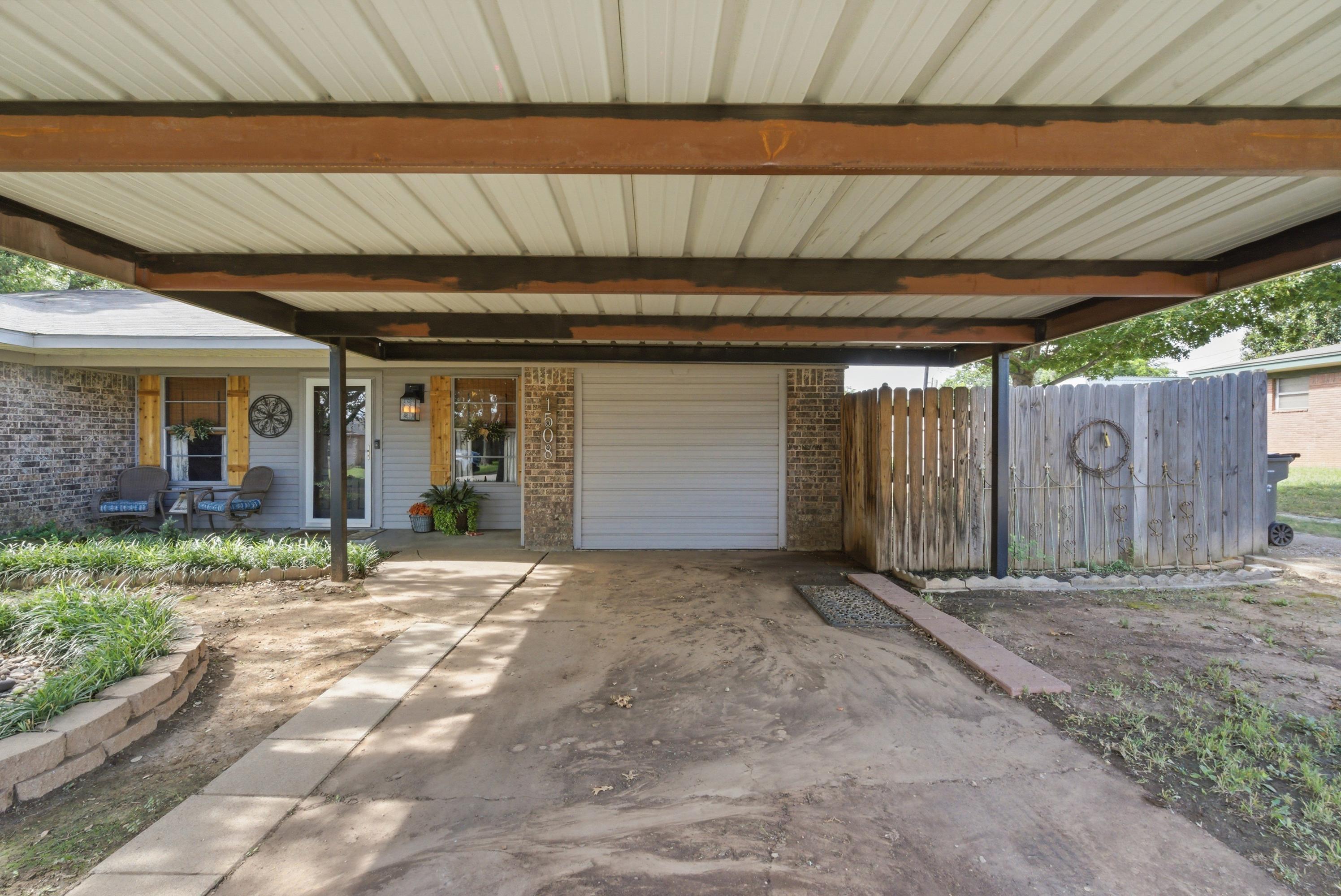  1508 Avenue D, Graham, TX, 76450 - 物件實景