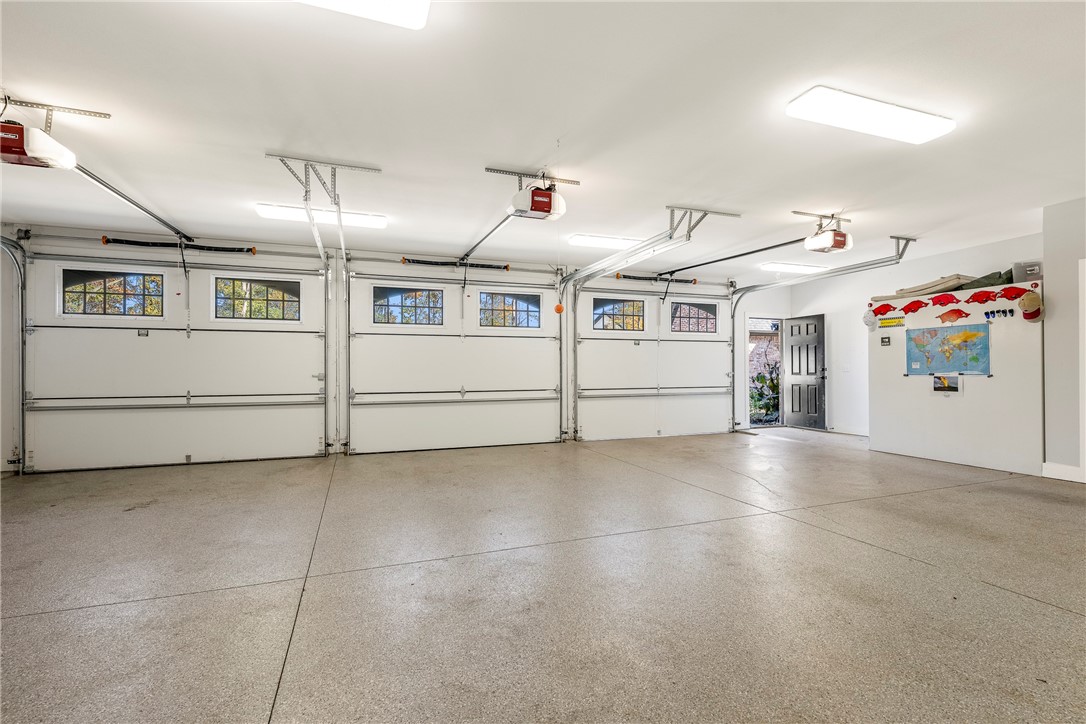 Rogers, Arkansas, 72756, United States, 4 Bedrooms Bedrooms, ,6 BathroomsBathrooms,Residential,For Sale,1987603