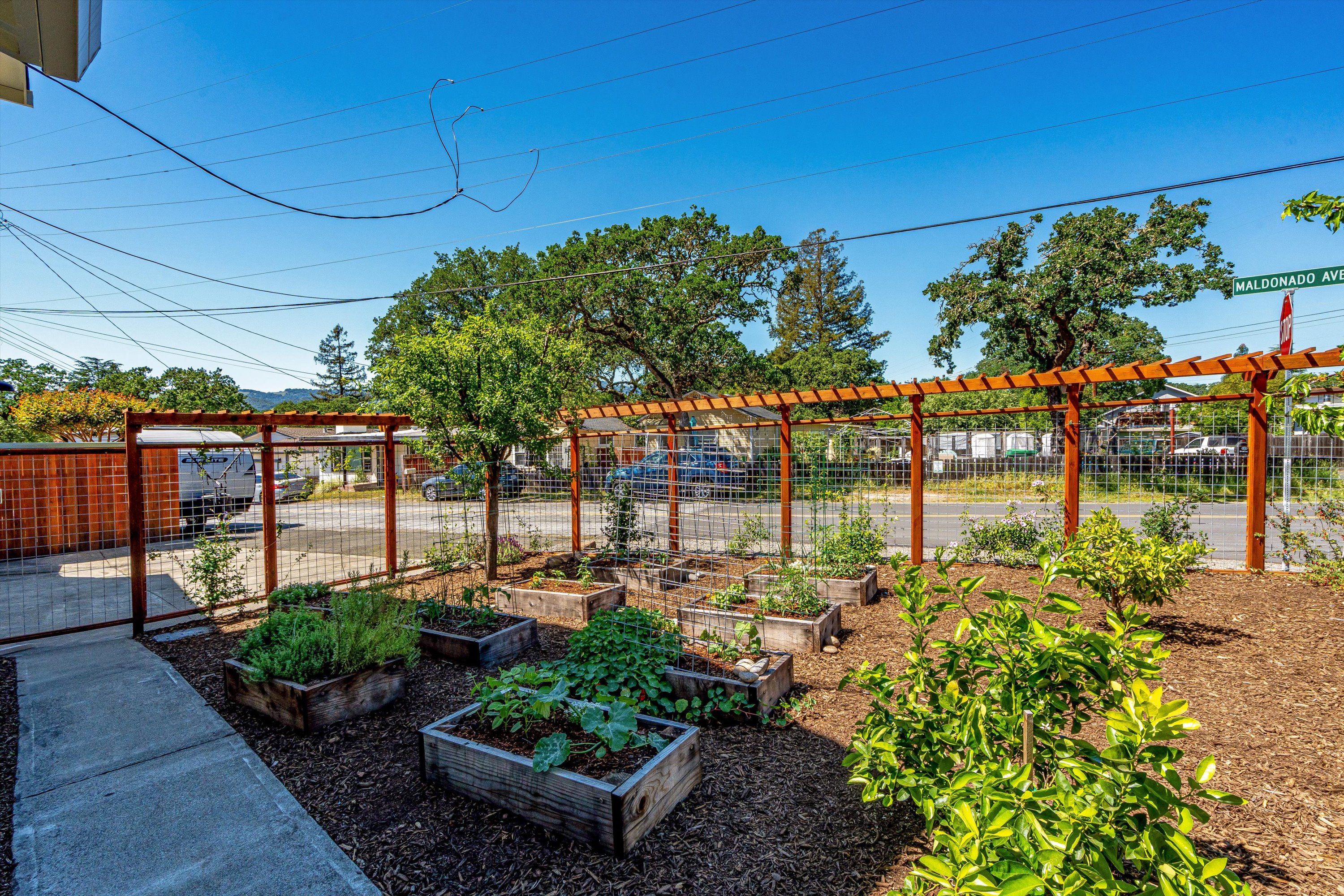  18428 4th  Avenue - 物件實景