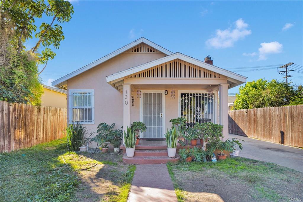 Los Angeles, California, 90003, United States, 4 Bedrooms Bedrooms, ,1 BathroomBathrooms,Residential,For Sale,1992403