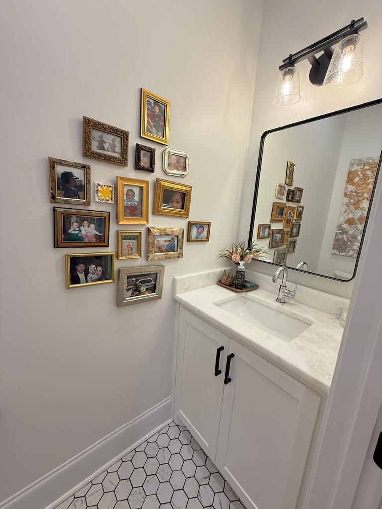 OXFORD, Mississippi, 38655, United States, 4 Bedrooms Bedrooms, ,4 BathroomsBathrooms,Residential,For Sale,1933642