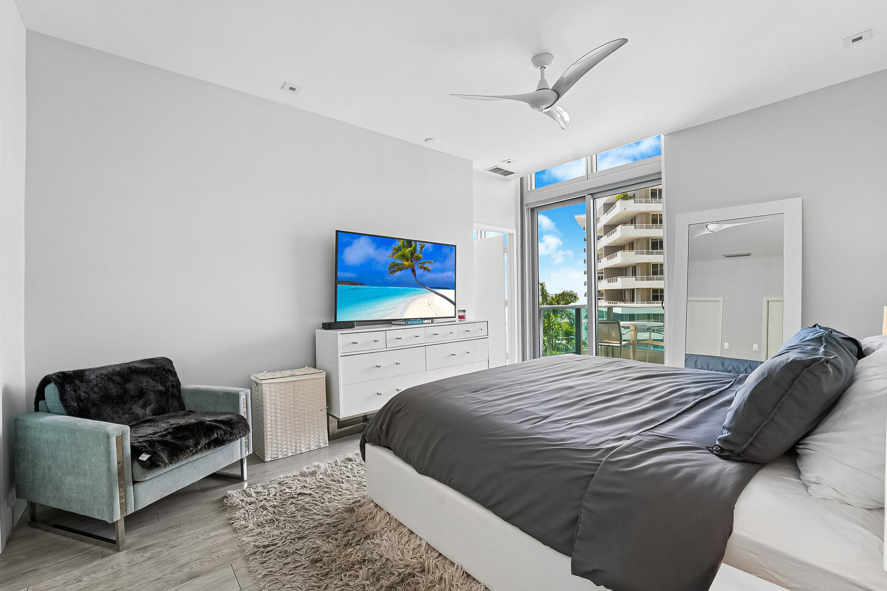  1331 Brickell Bay Dr, Miami, FL, 33131 - 物件實景