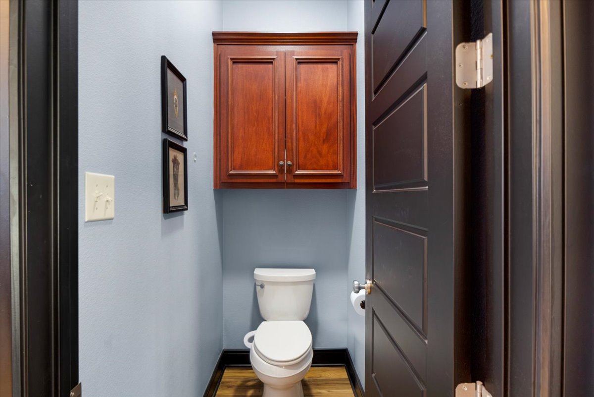 Long Branch, Texas, 75669, United States, 4 Bedrooms Bedrooms, ,4 BathroomsBathrooms,Residential,For Sale,1908688