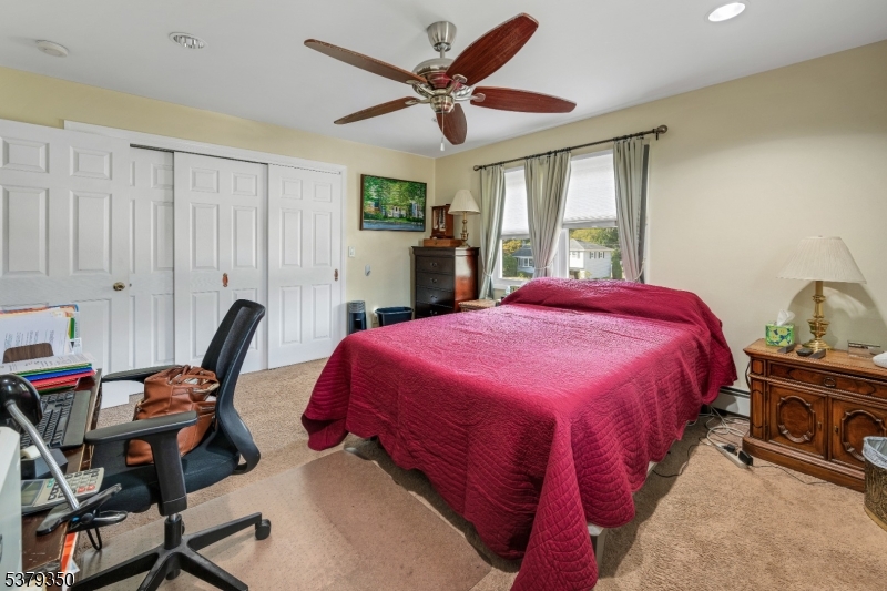 Mount Olive Twp., New Jersey, 07840, United States, 5 Bedrooms Bedrooms, ,4 BathroomsBathrooms,Residential,For Sale,2002933