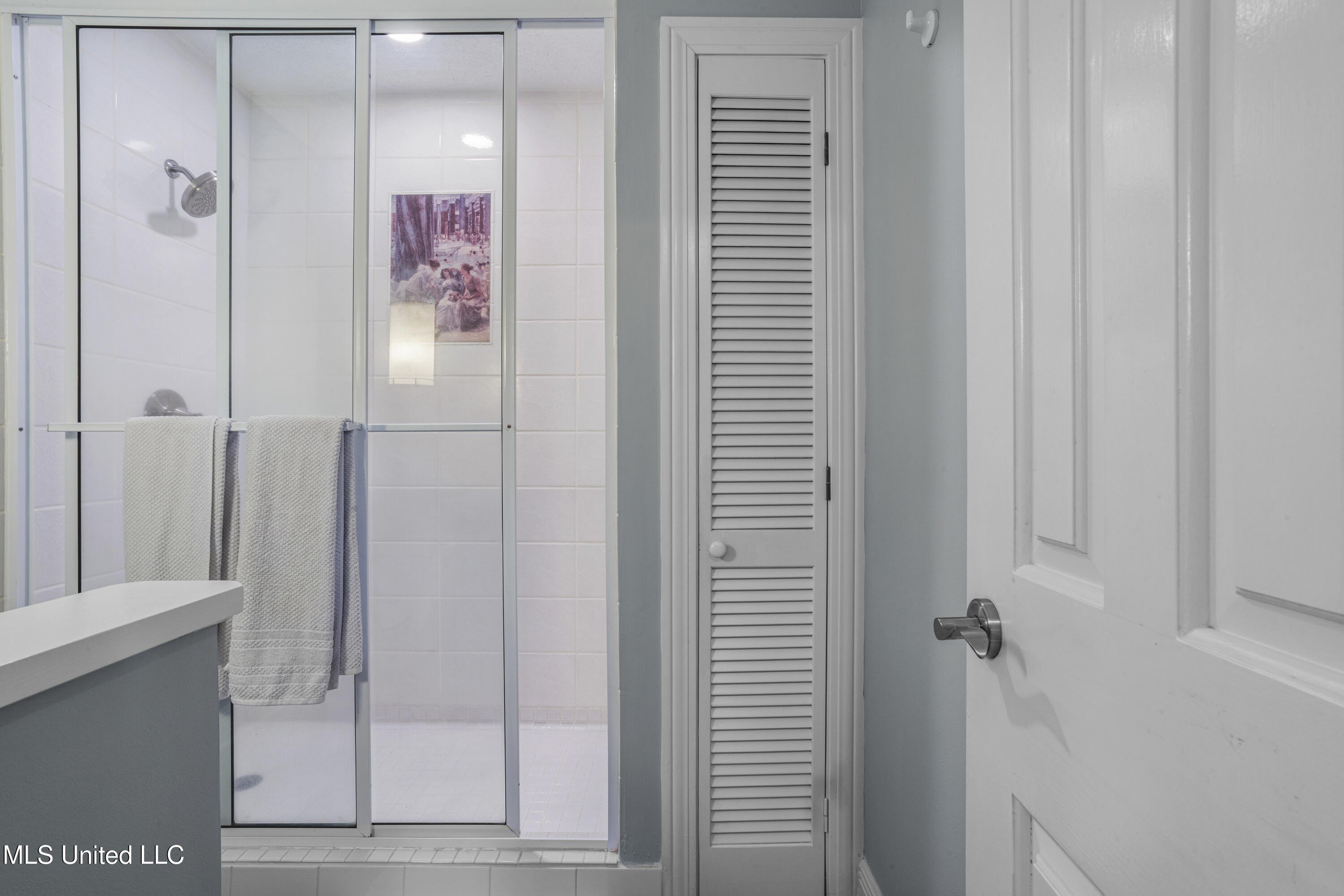 Gulfport, Mississippi, 39507, United States, 4 Bedrooms Bedrooms, ,4 BathroomsBathrooms,Residential,For Sale,1974539