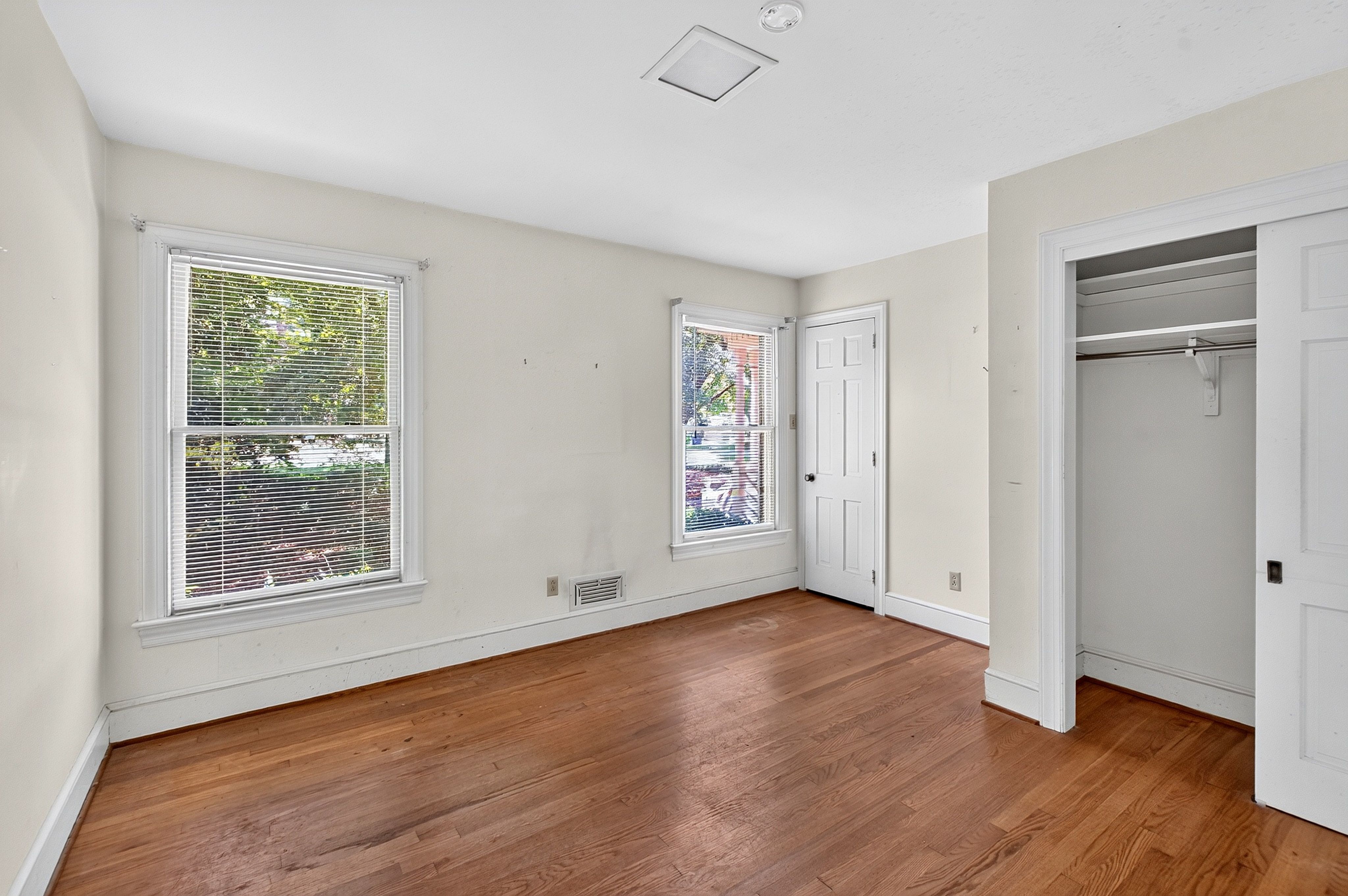 3705 Stonehaven Drive, Raleigh, NC 27609 - 物件實景