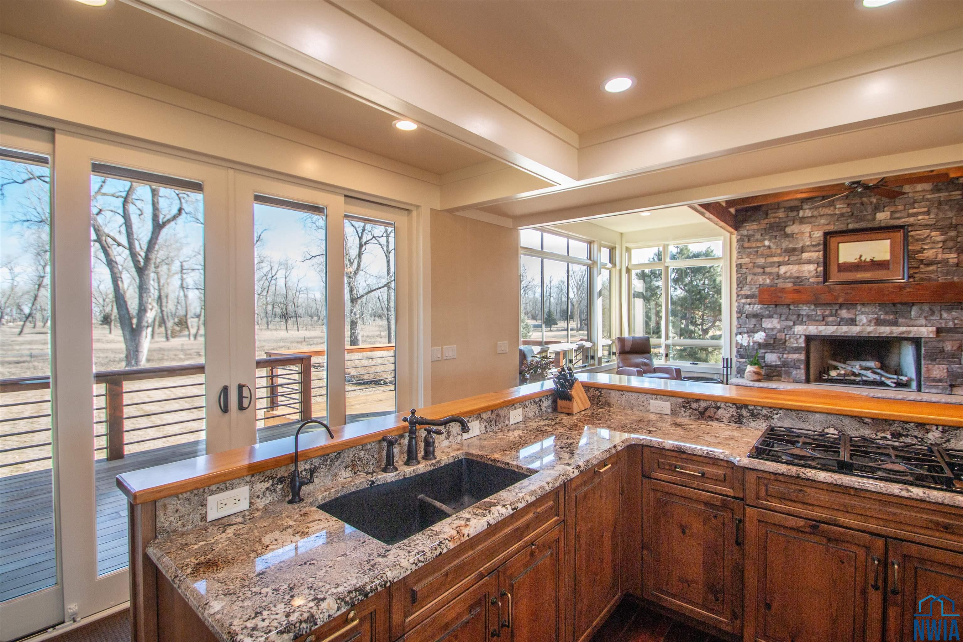 Jefferson, South Dakota, 57038, United States, 5 Bedrooms Bedrooms, ,3 BathroomsBathrooms,Residential,For Sale,1977840