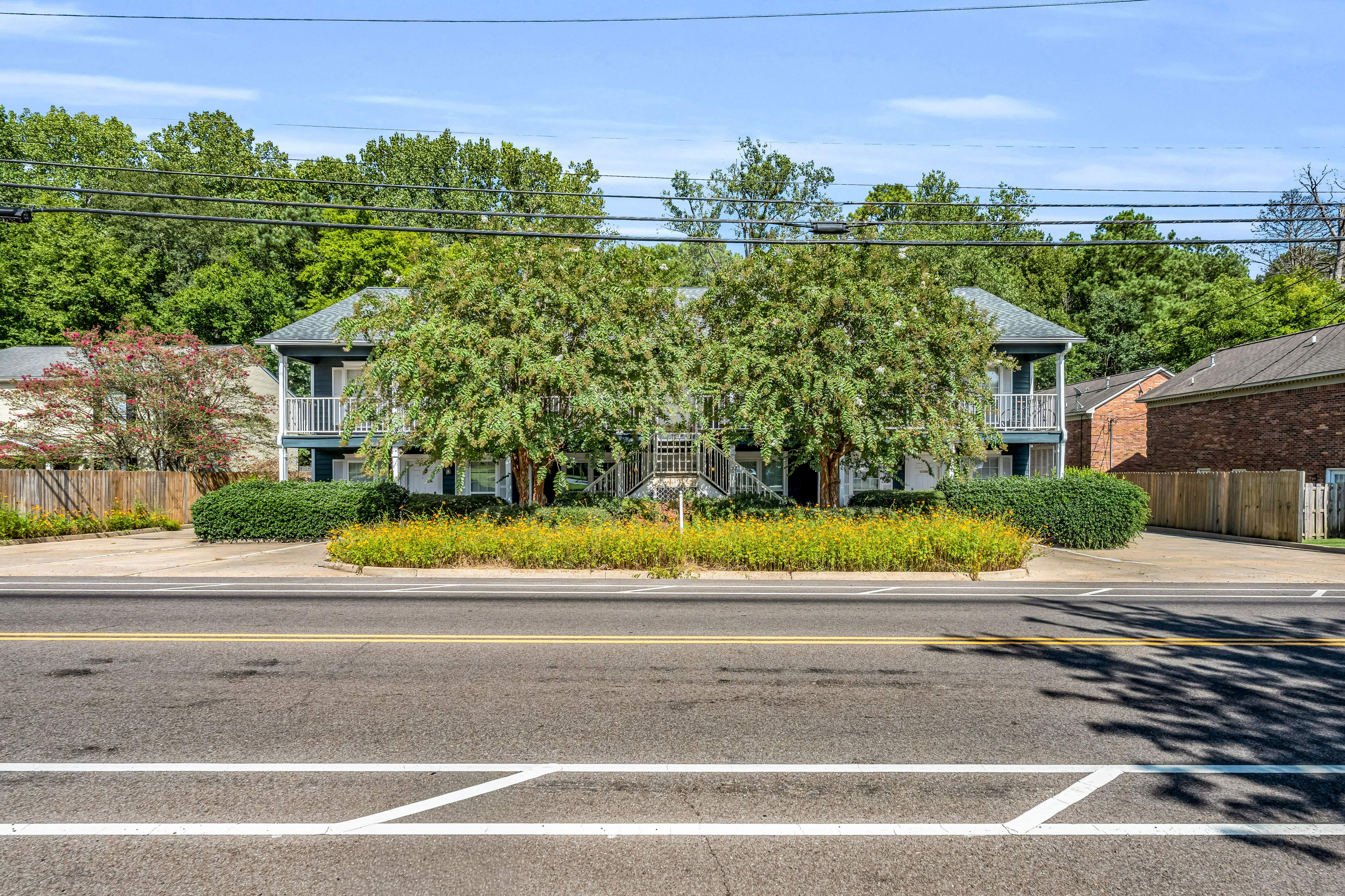 Montgomery St, Starkville, MS 39759