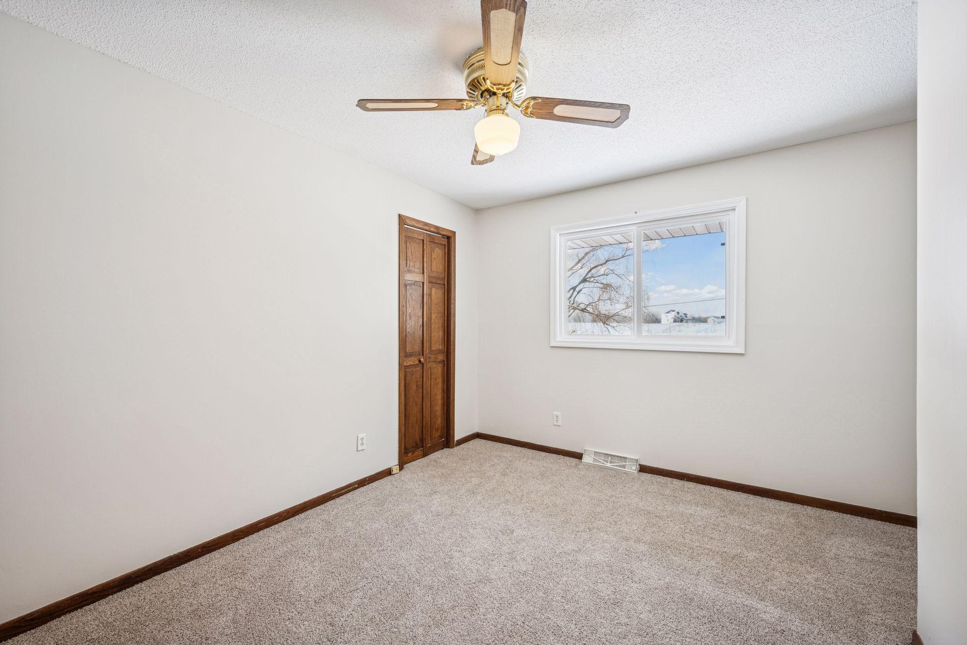 Greenfield, Minnesota, 55357, United States, 3 Bedrooms Bedrooms, ,2 BathroomsBathrooms,Residential,For Sale,2000513