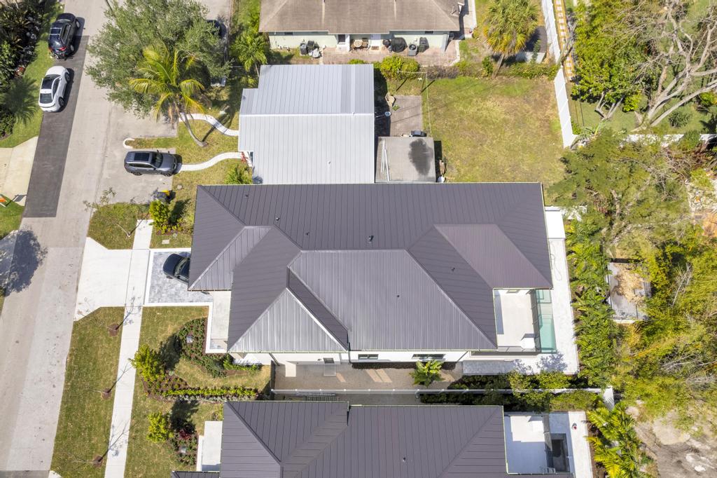 Delray Beach, Florida, 33444, United States, 4 Bedrooms Bedrooms, ,5 BathroomsBathrooms,Residential,For Sale,1974503