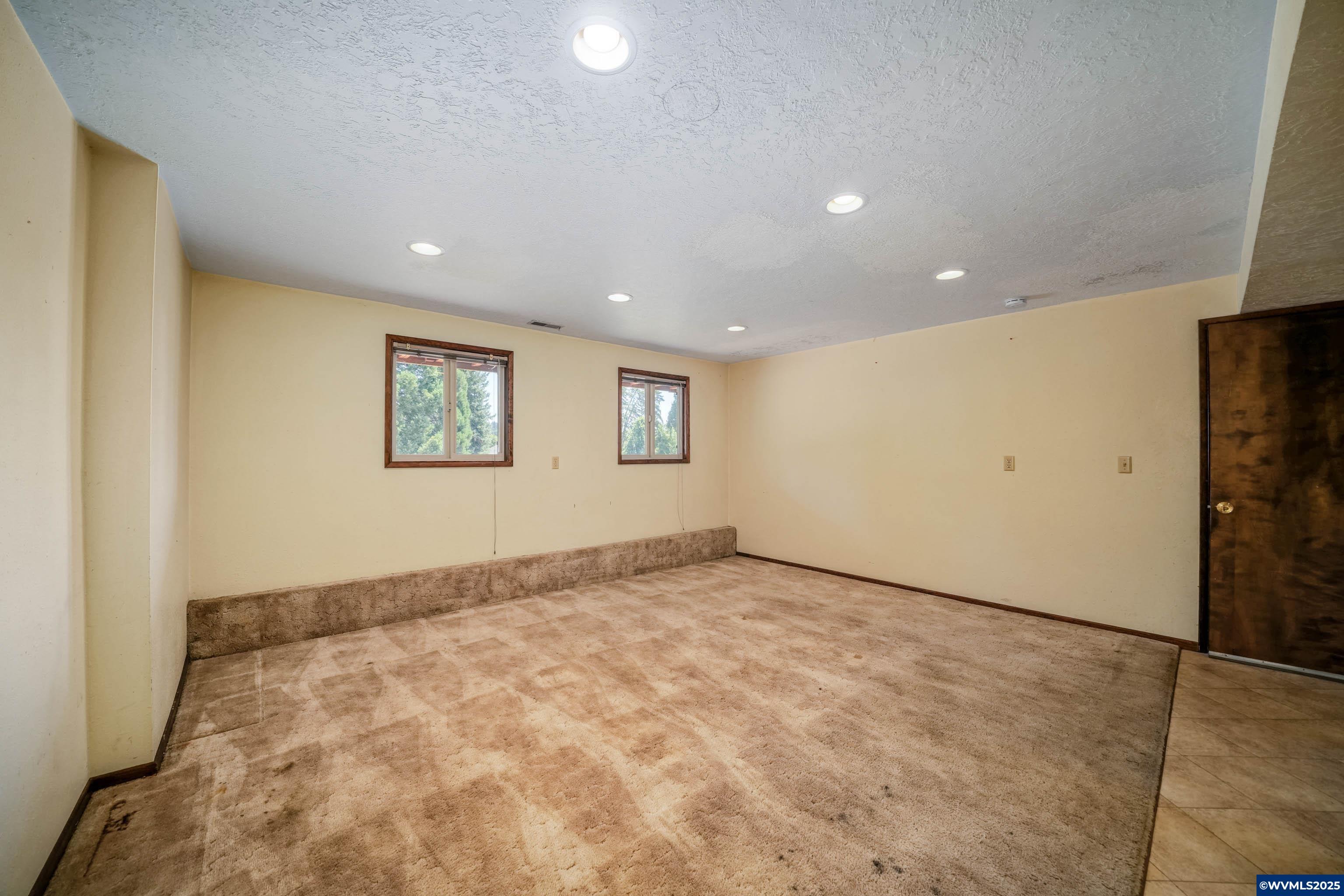 Albany, Oregon, 97321, United States, 4 Bedrooms Bedrooms, ,4 BathroomsBathrooms,Residential,For Sale,1795620