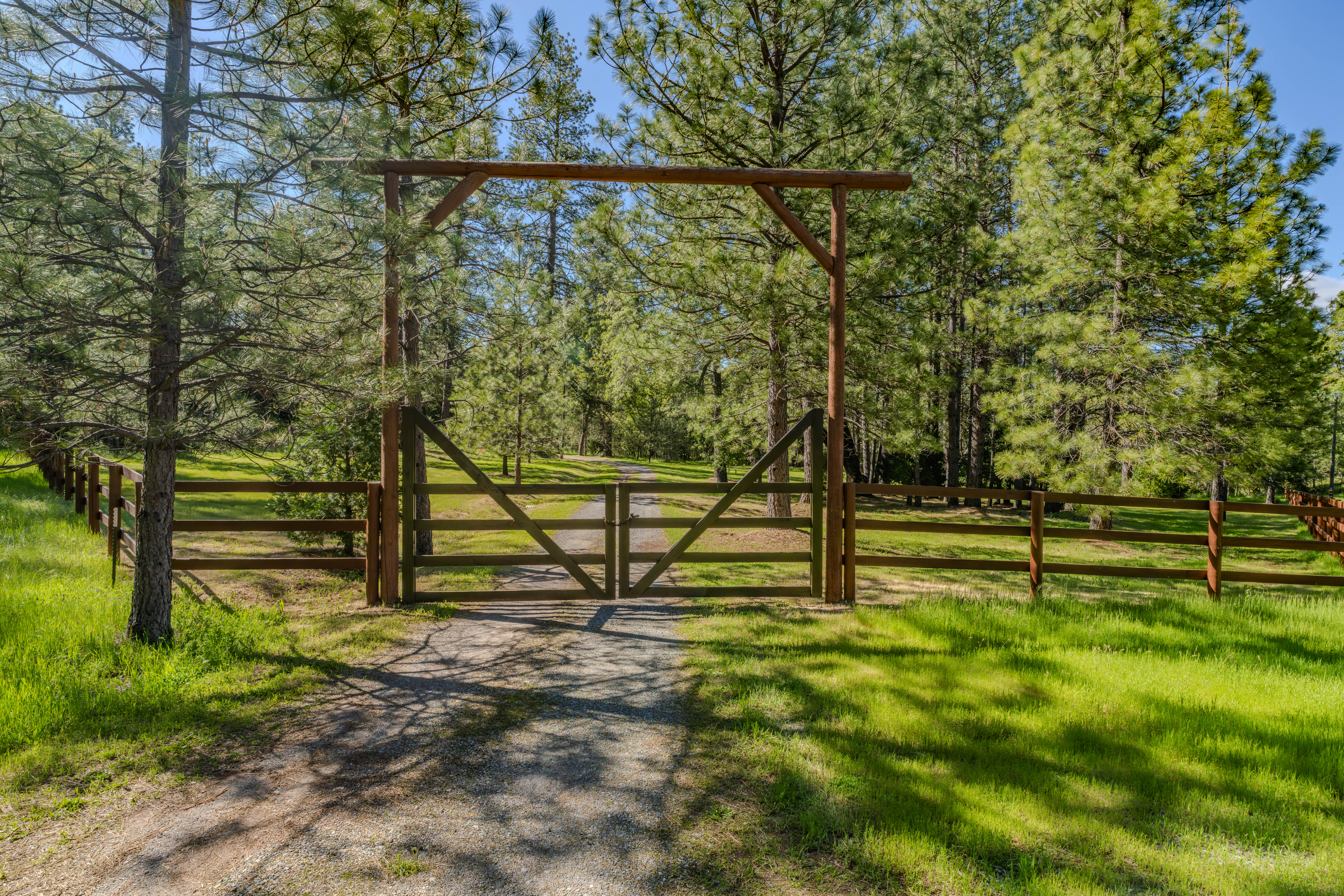  211 Fox Road, Glencoe, CA 95232 - 物件實景