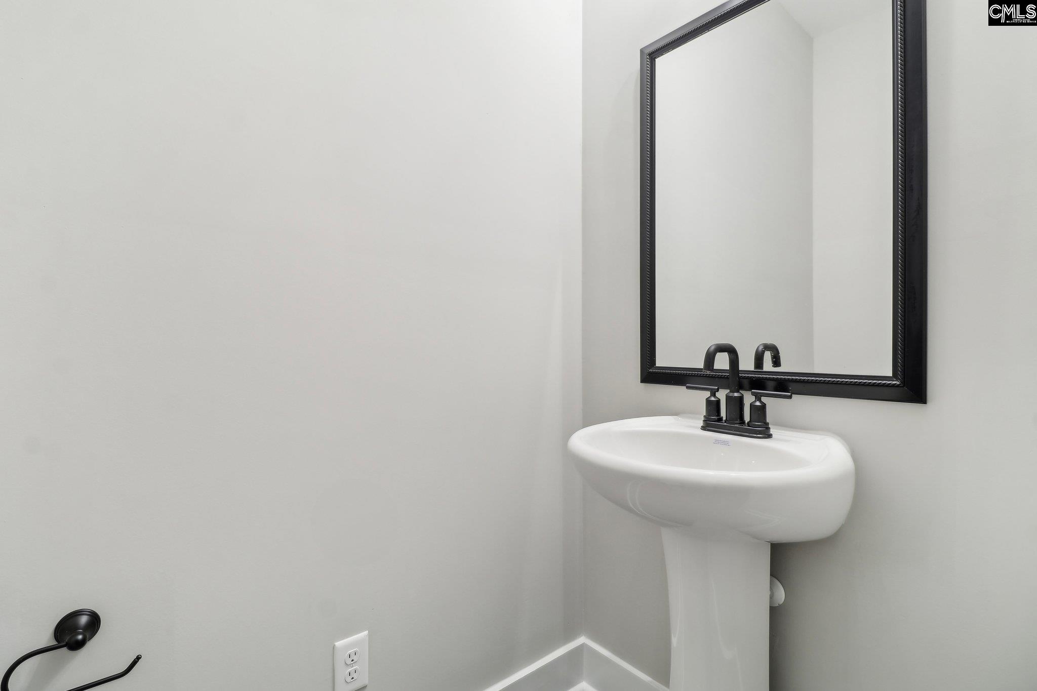 Chapin, South Carolina, 29036, United States, 5 Bedrooms Bedrooms, ,4 BathroomsBathrooms,Residential,For Sale,1868319