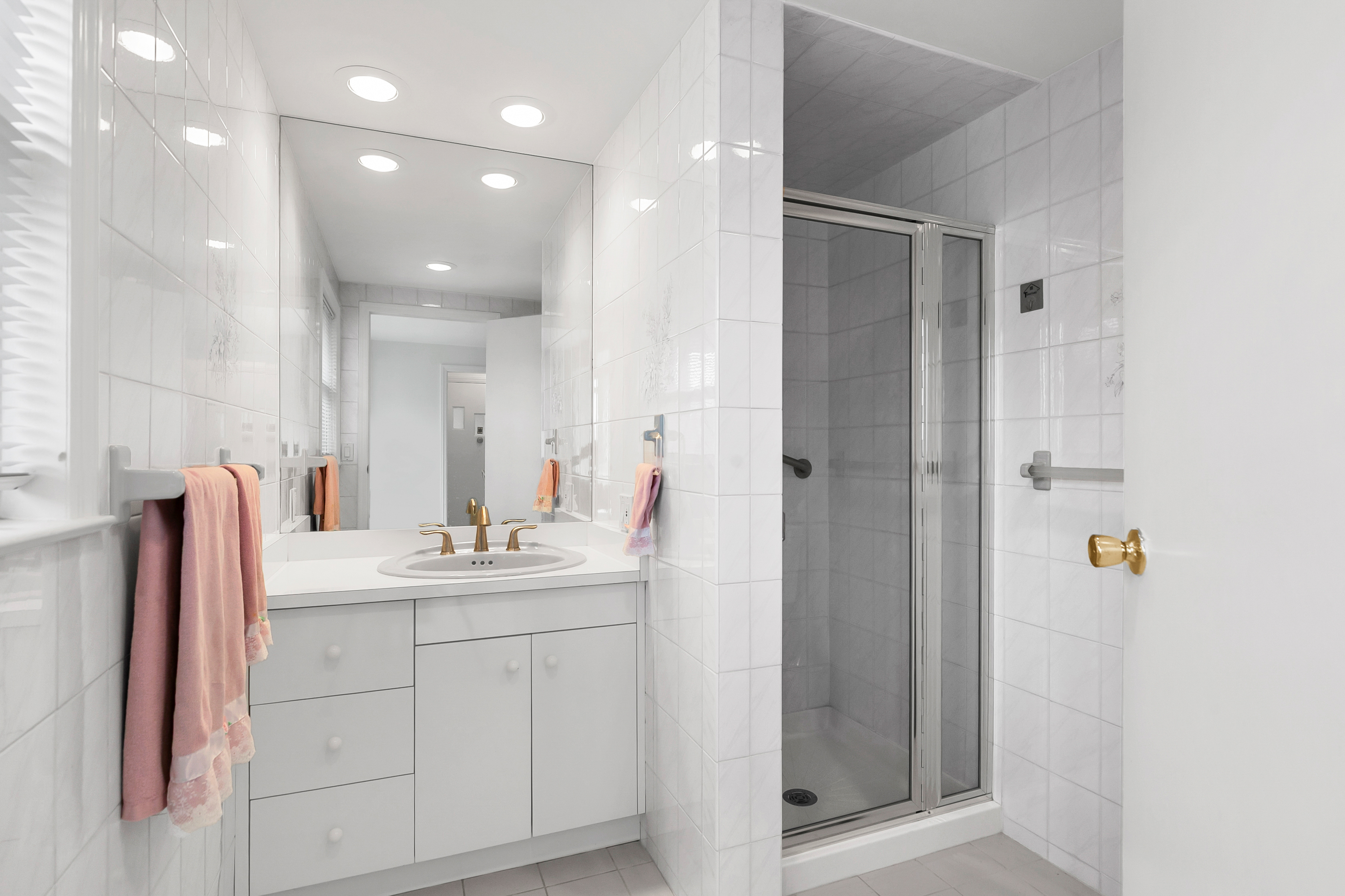  Fantastic Ranch on a Triangular  Corner Lot - 物件實景