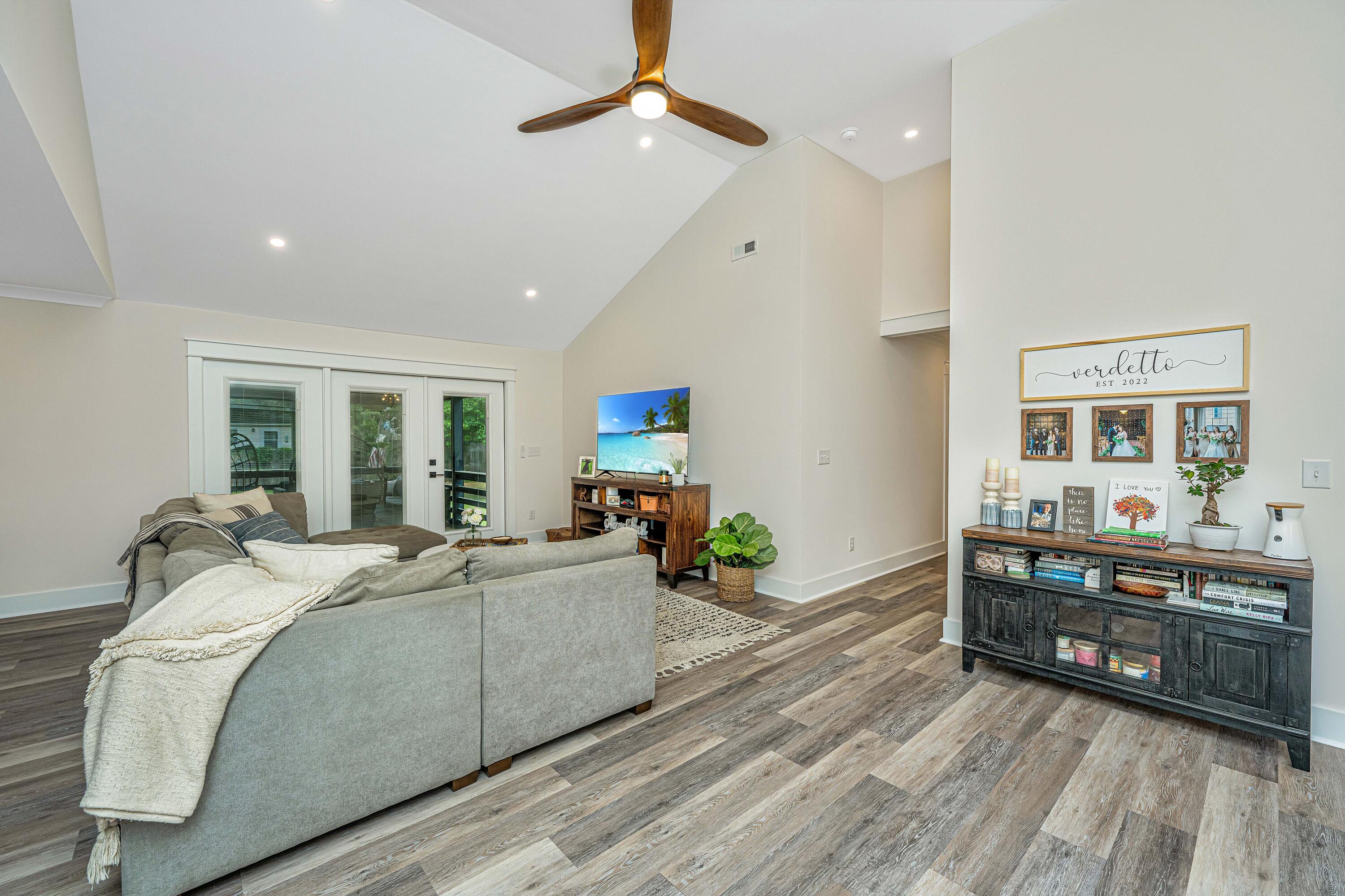 3820 Gardenhill Road, Mount Pleasant, South Carolina, 29429, United States, 4 Bedrooms Bedrooms, ,4 BathroomsBathrooms,Residential,For Sale,3820 Gardenhill Road,1658685