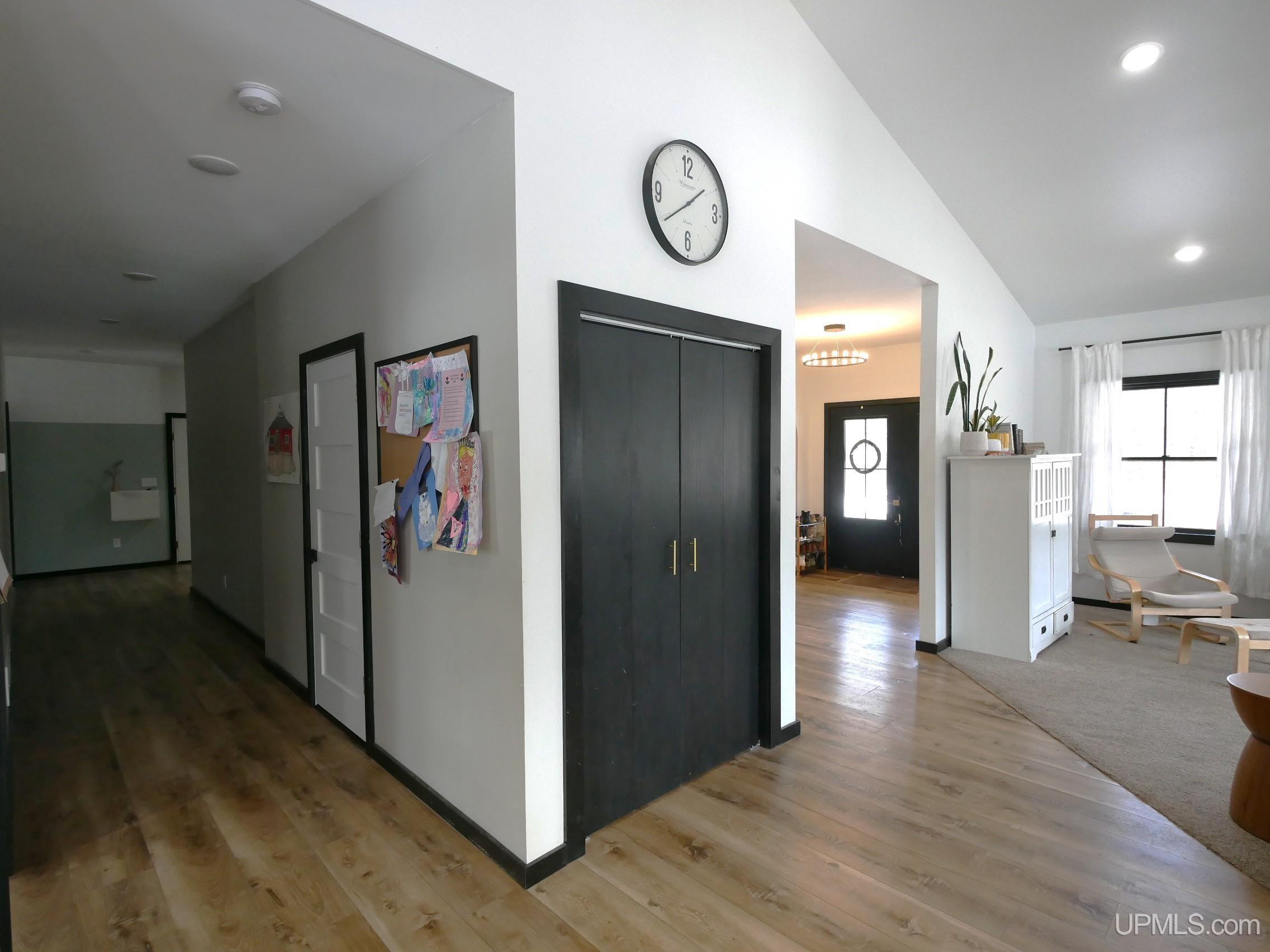 Hancock, Michigan, 49930, United States, 5 Bedrooms Bedrooms, ,3 BathroomsBathrooms,Residential,For Sale,1920535