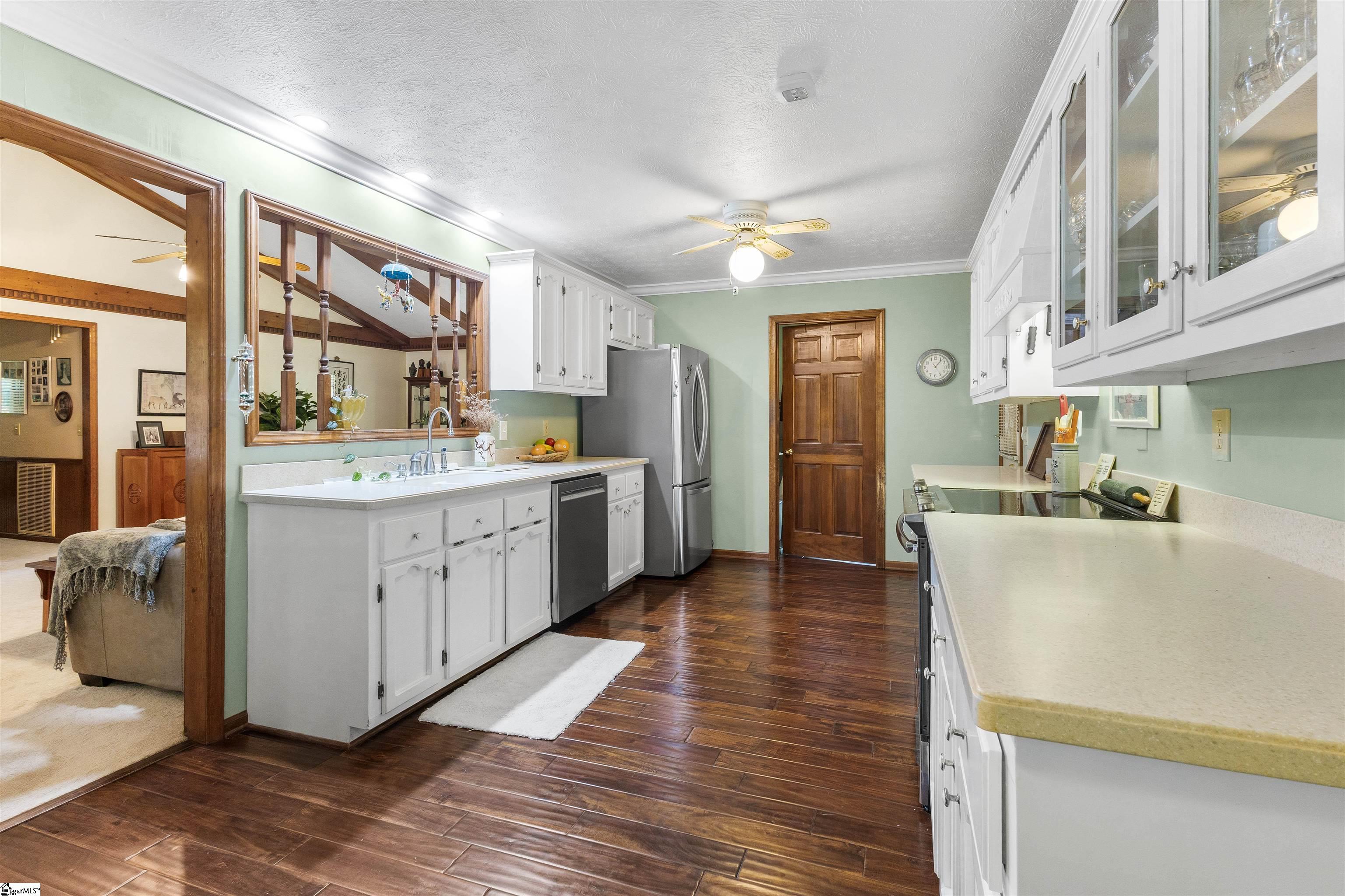 Liberty, South Carolina, 29657, United States, 3 Bedrooms Bedrooms, ,4 BathroomsBathrooms,Residential,For Sale,1944654