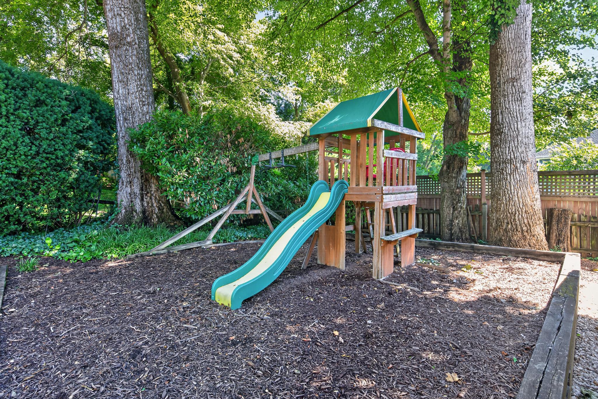  2631 Woodley Place, Falls Church, VA, 22046 - 物件實景