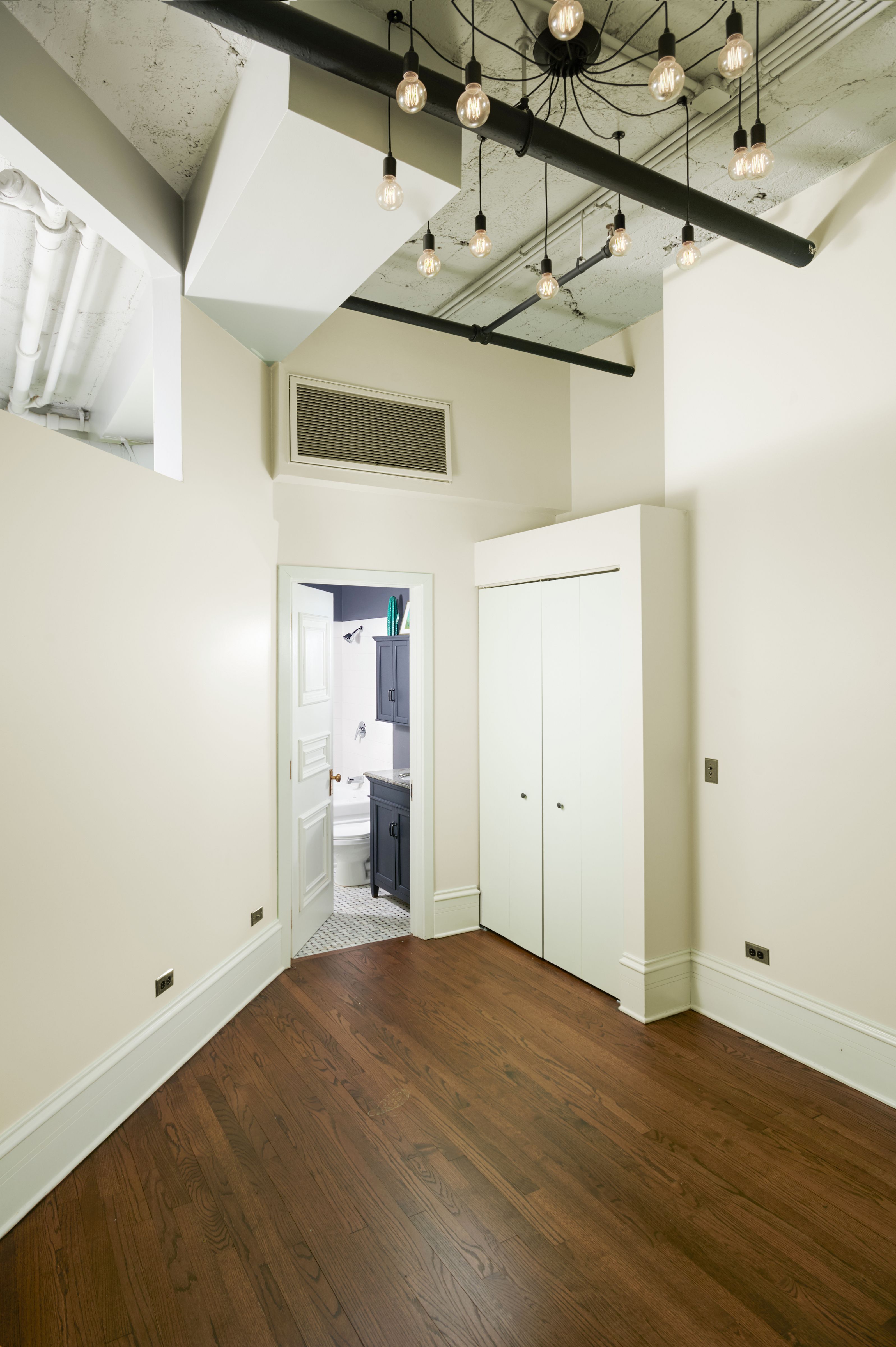  333 W Hubbard Street, Chicago, IL, 60654 - 物件實景