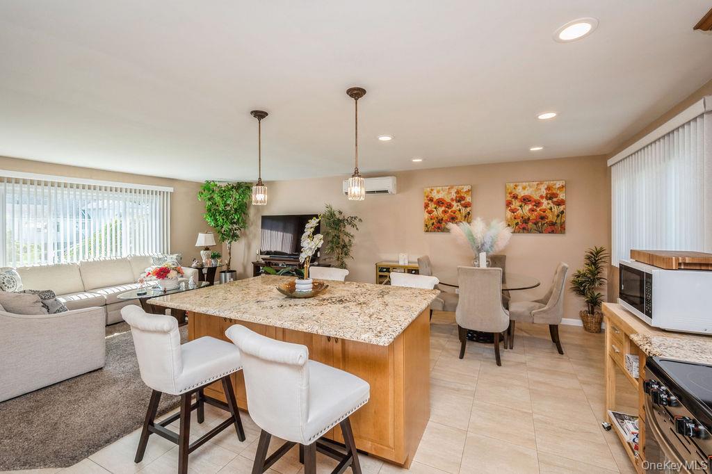 Massapequa, New York, 11758, United States, 4 Bedrooms Bedrooms, ,2 BathroomsBathrooms,Residential,For Sale,1927254