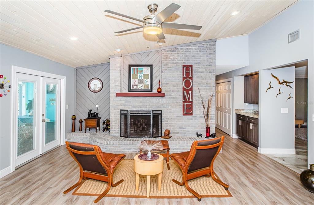 Temple Terrace, Florida, 33617, United States, 4 Bedrooms Bedrooms, ,3 BathroomsBathrooms,Residential,For Sale,1901085