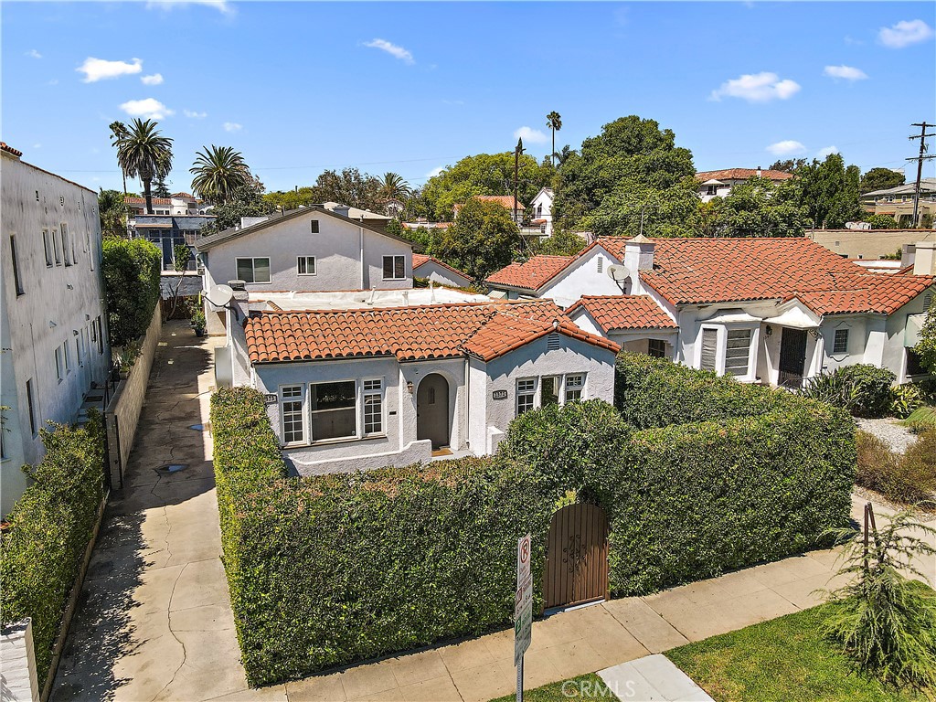 Los Angeles, California, 90019, United States, ,Residential,For Sale,1983742