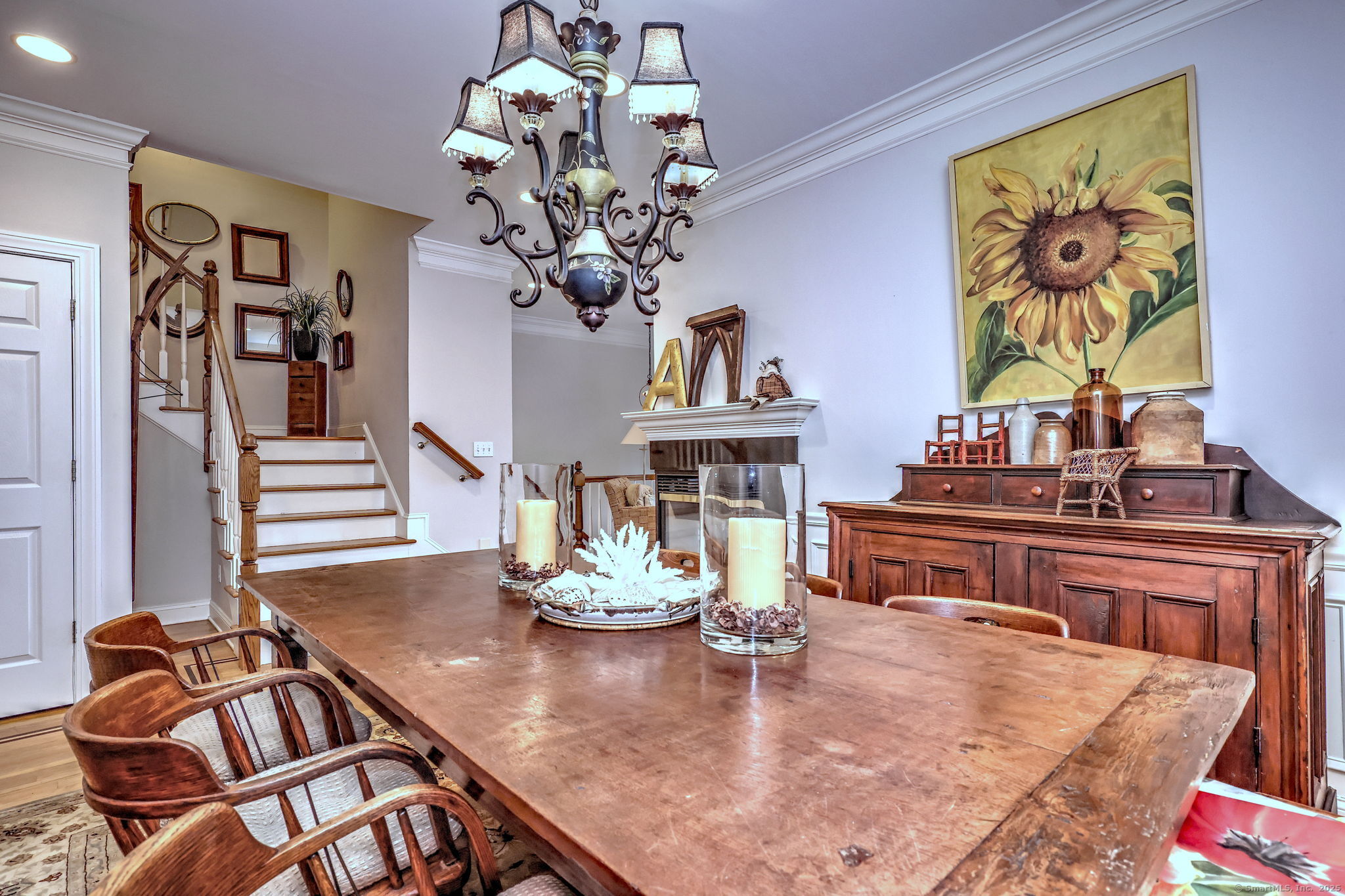 Shelton, Connecticut, 06484, United States, 2 Bedrooms Bedrooms, ,3 BathroomsBathrooms,Residential,For Sale,1933368