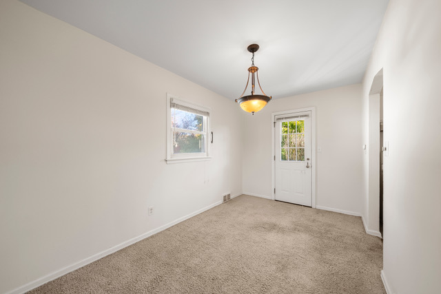 Fair Lawn, New Jersey, 07410, United States, 4 Bedrooms Bedrooms, ,2 BathroomsBathrooms,Residential,For Sale,1992454