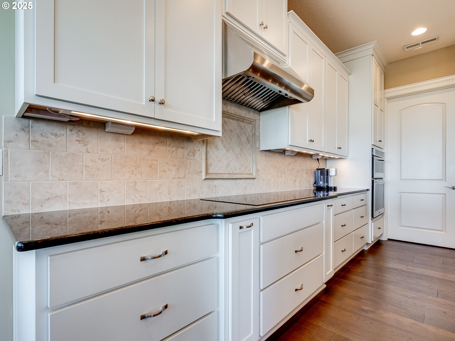 Camas, Washington, 98607, United States, 4 Bedrooms Bedrooms, ,4 BathroomsBathrooms,Residential,For Sale,1837828