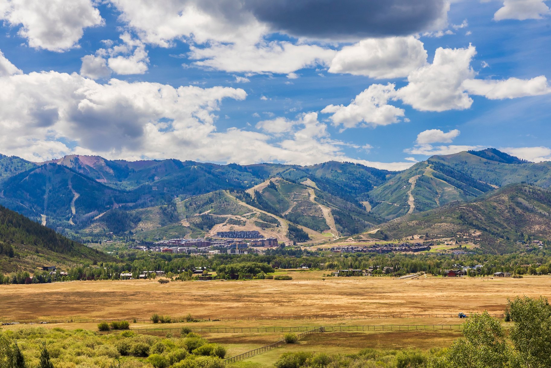  A Rare Old Ranch Road Homesite with Panoramic Ski Mountain Views - 物件實景