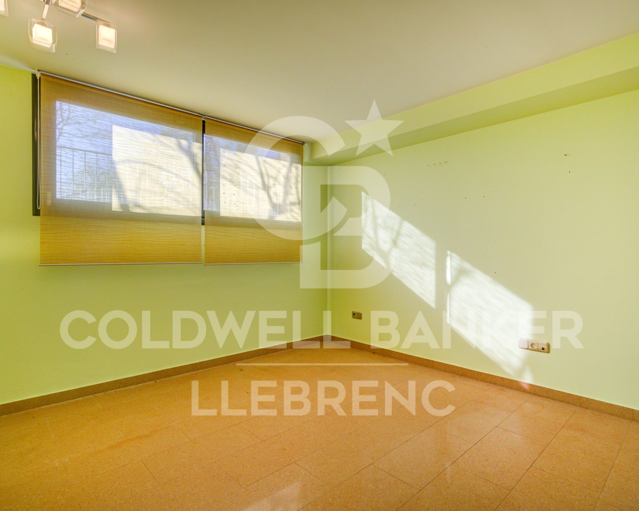 Barcelona, Barcelona, Sarri? - Sant Gervasi, Vallv, Barcelona, Catalonia, ES, 5 Bedrooms Bedrooms, ,4 BathroomsBathrooms,Residential,For Sale,Barcelona, Barcelona, Sarri? - Sant Gervasi, Vallv,1535931