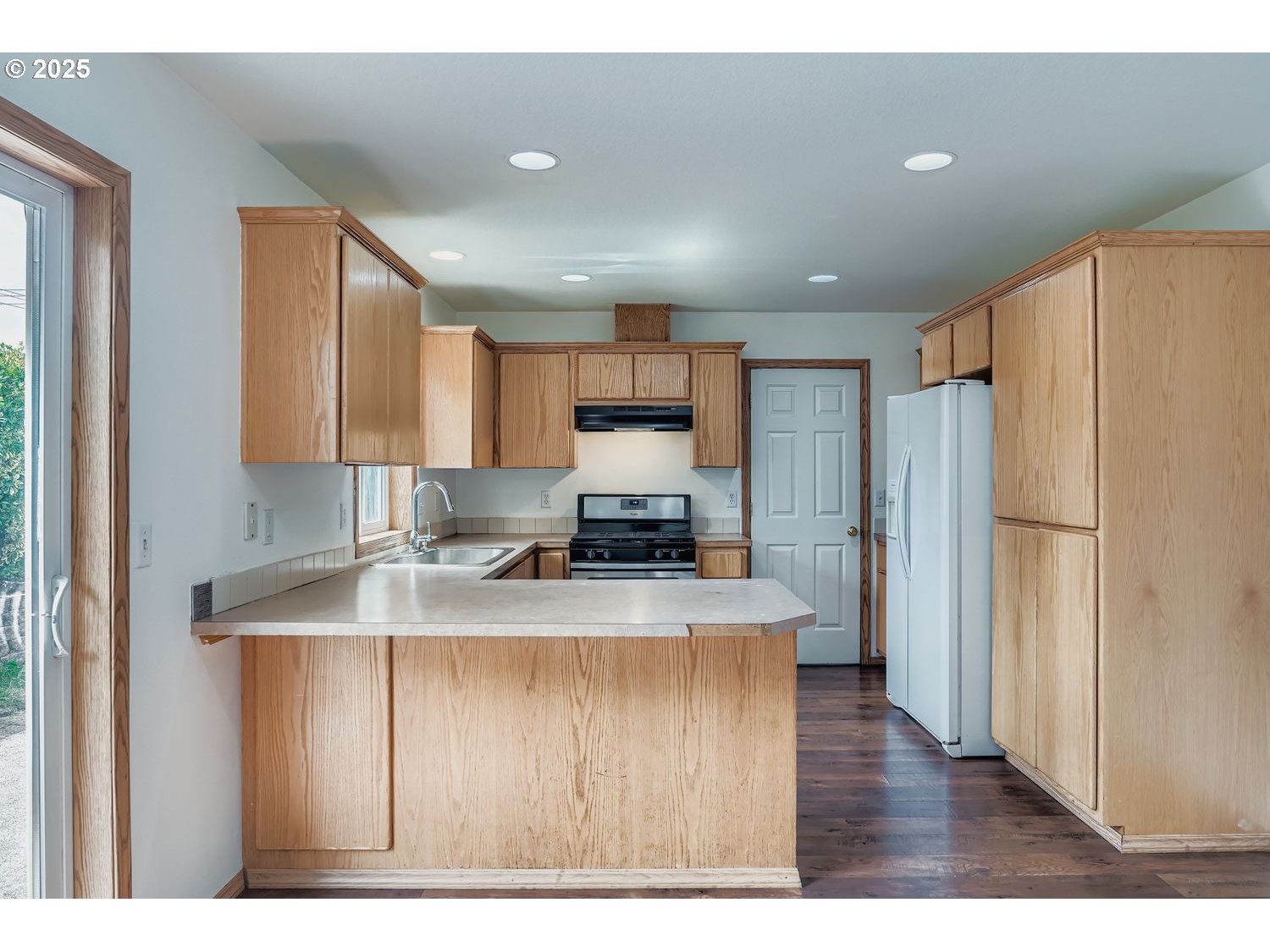 Vancouver, Washington, 98661, United States, 4 Bedrooms Bedrooms, ,2 BathroomsBathrooms,Residential,For Sale,2012371