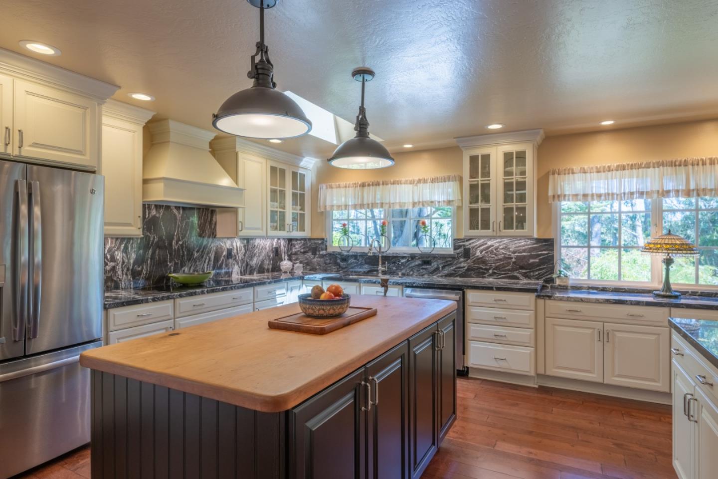 Monterey, California, 93940, United States, 3 Bedrooms Bedrooms, ,2 BathroomsBathrooms,Residential,For Sale,1837476