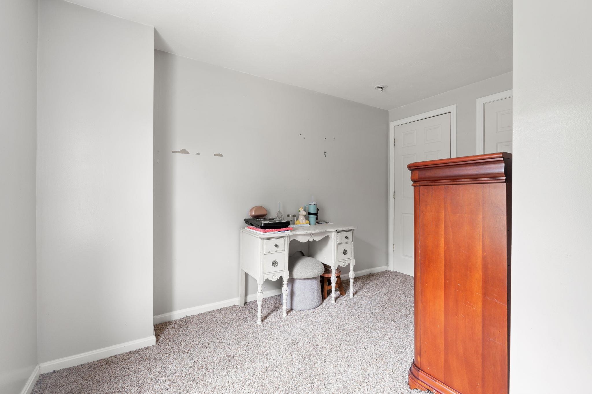 Londonderry, New Hampshire, 03053, United States, ,Residential,For Sale,1916395