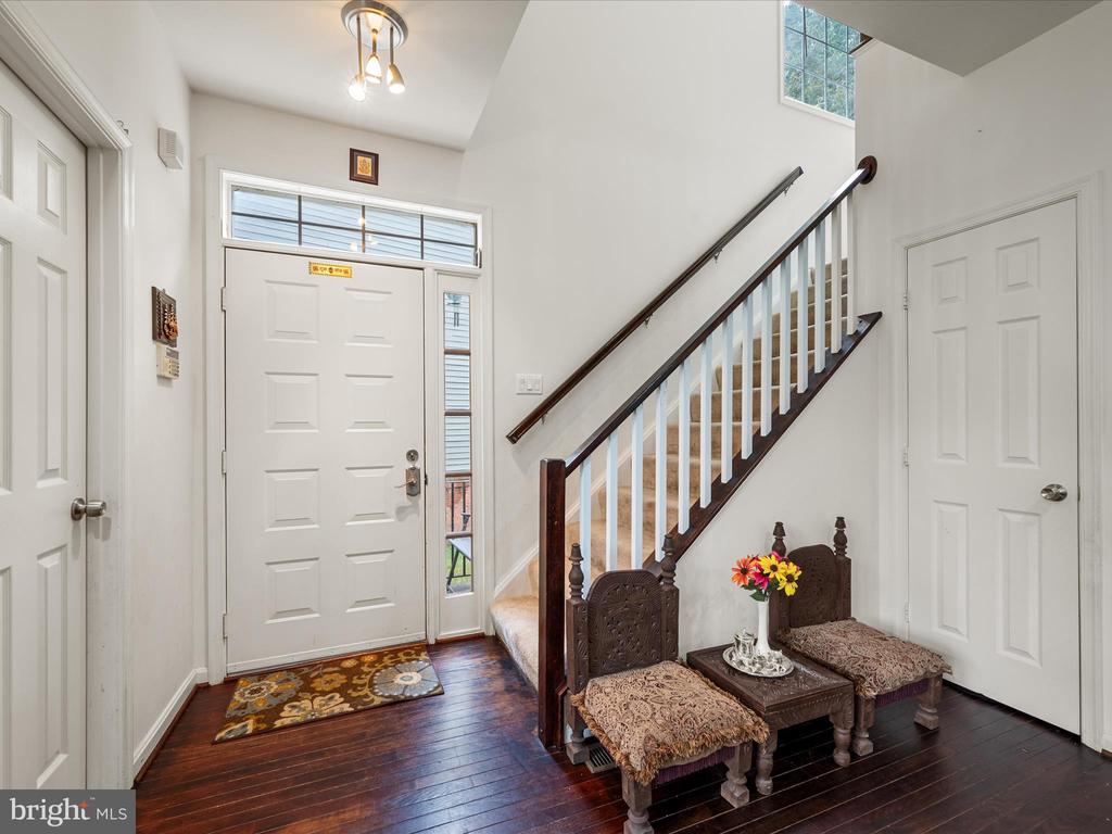 Reston, Virginia, 20194, United States, 3 Bedrooms Bedrooms, ,4 BathroomsBathrooms,Residential,For Sale,1869316